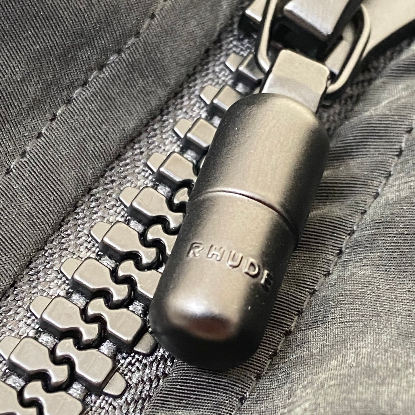 RHUDE VINTAGE LOGO WINDBREAKER BLACK XS