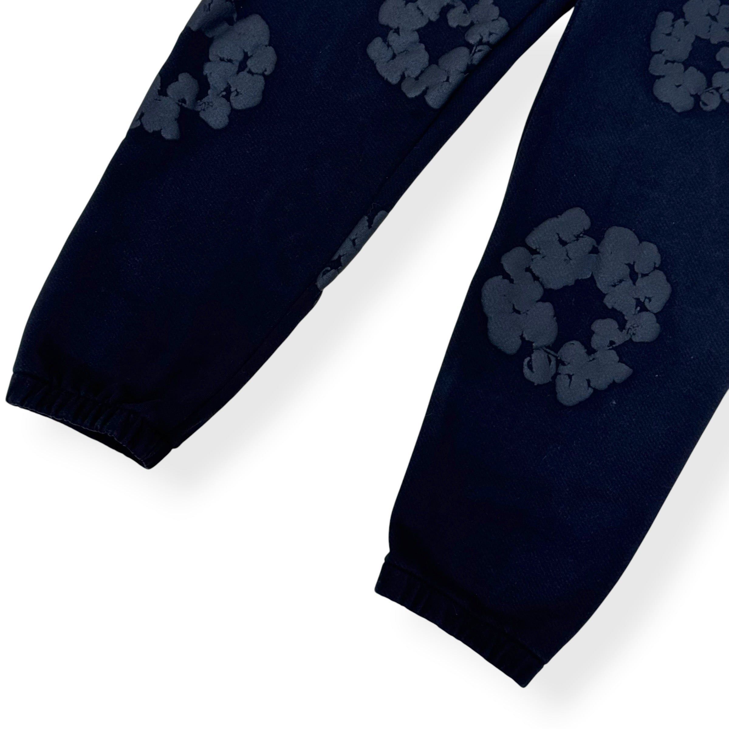 DENIM TEARS WREATH SWEATPANTS BLACK L