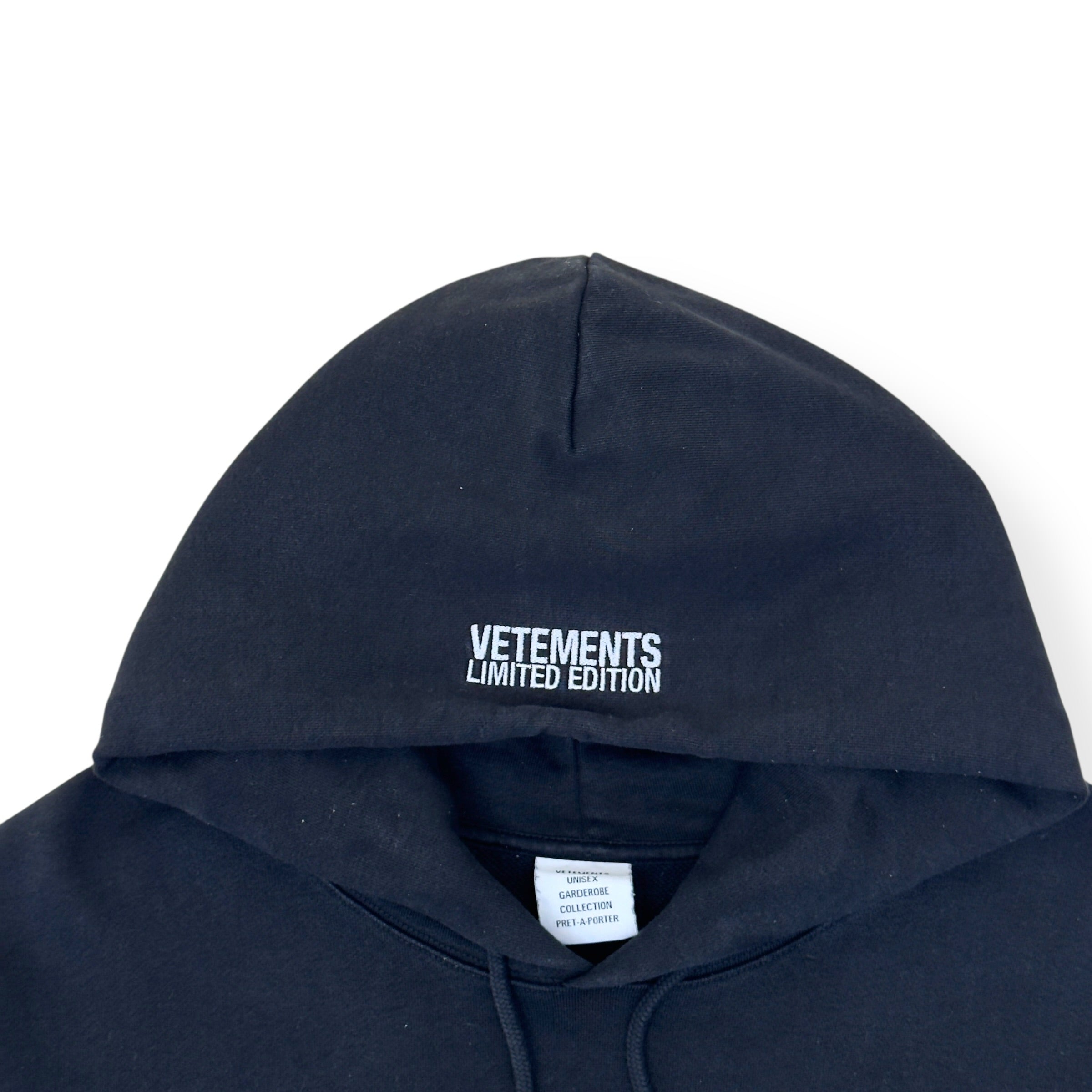VETEMENTS WORLD TOUR OVERSIZED HOODIE BLACK L