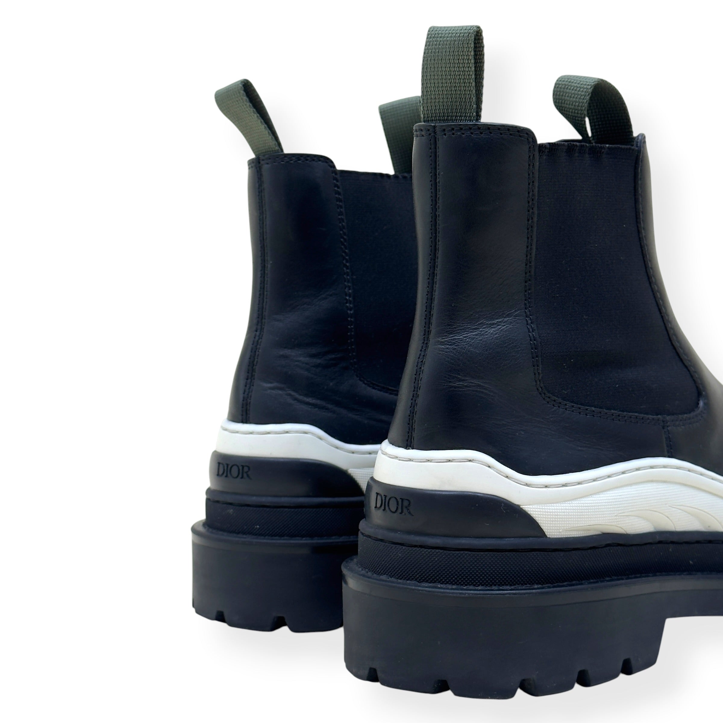 DIOR X SACAI EXPLORER CHELSEA BOOTS BLACK / WHITE 42 / UK8