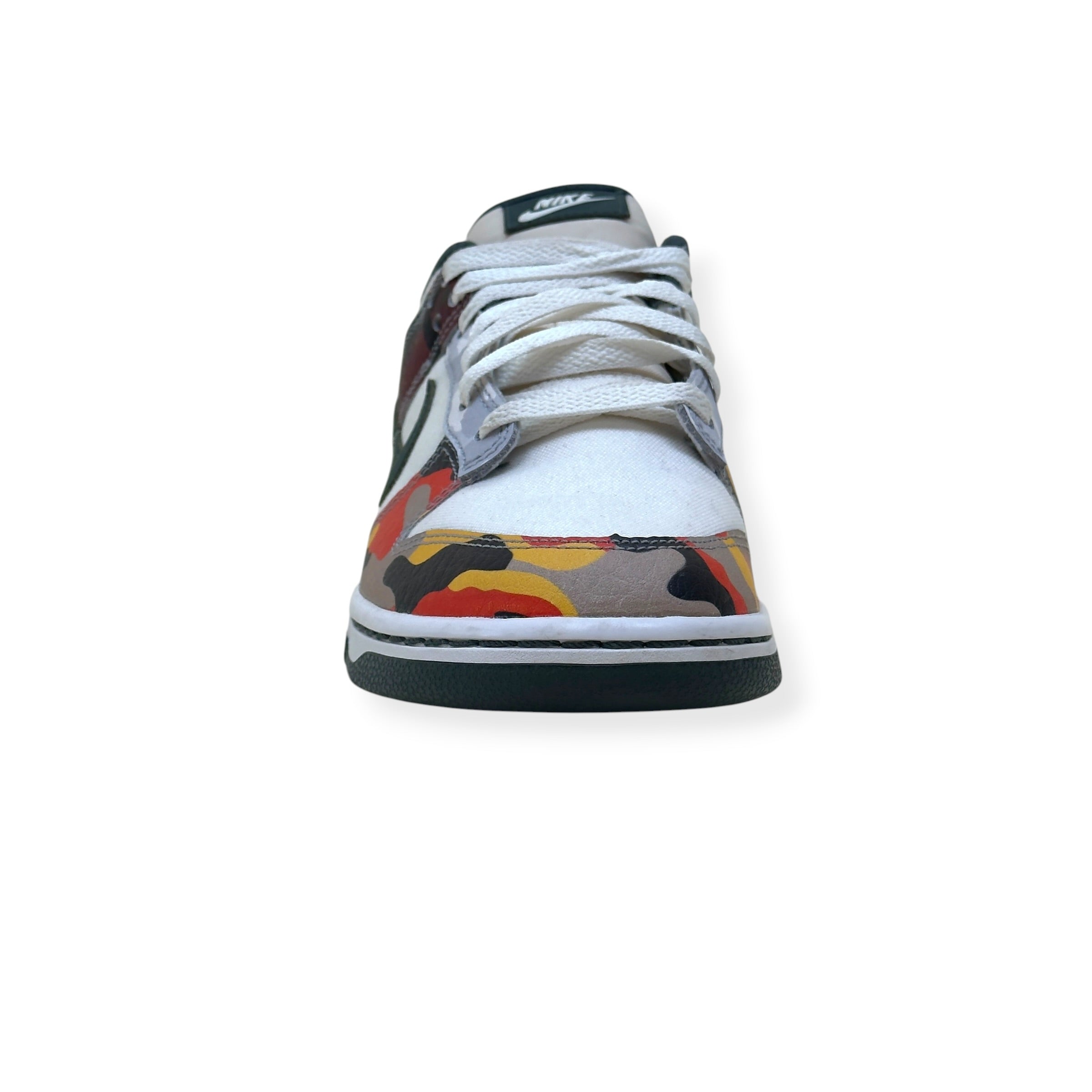 NIKE DUNK LOW-TOP CAMO SNEAKER SAIL / MULTI CAMO UK7