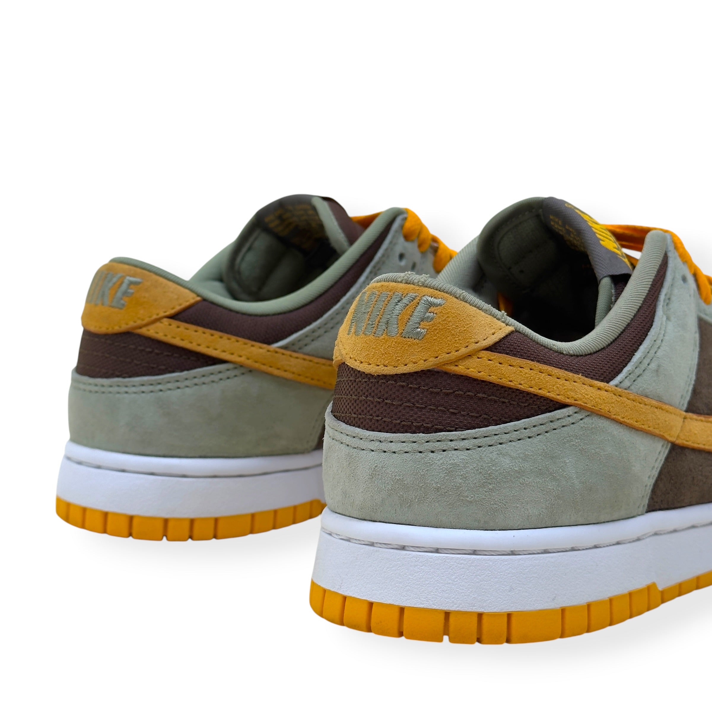 NIKE DUNK LOW-TOP SNEAKER DUSTY OLIVE UK7