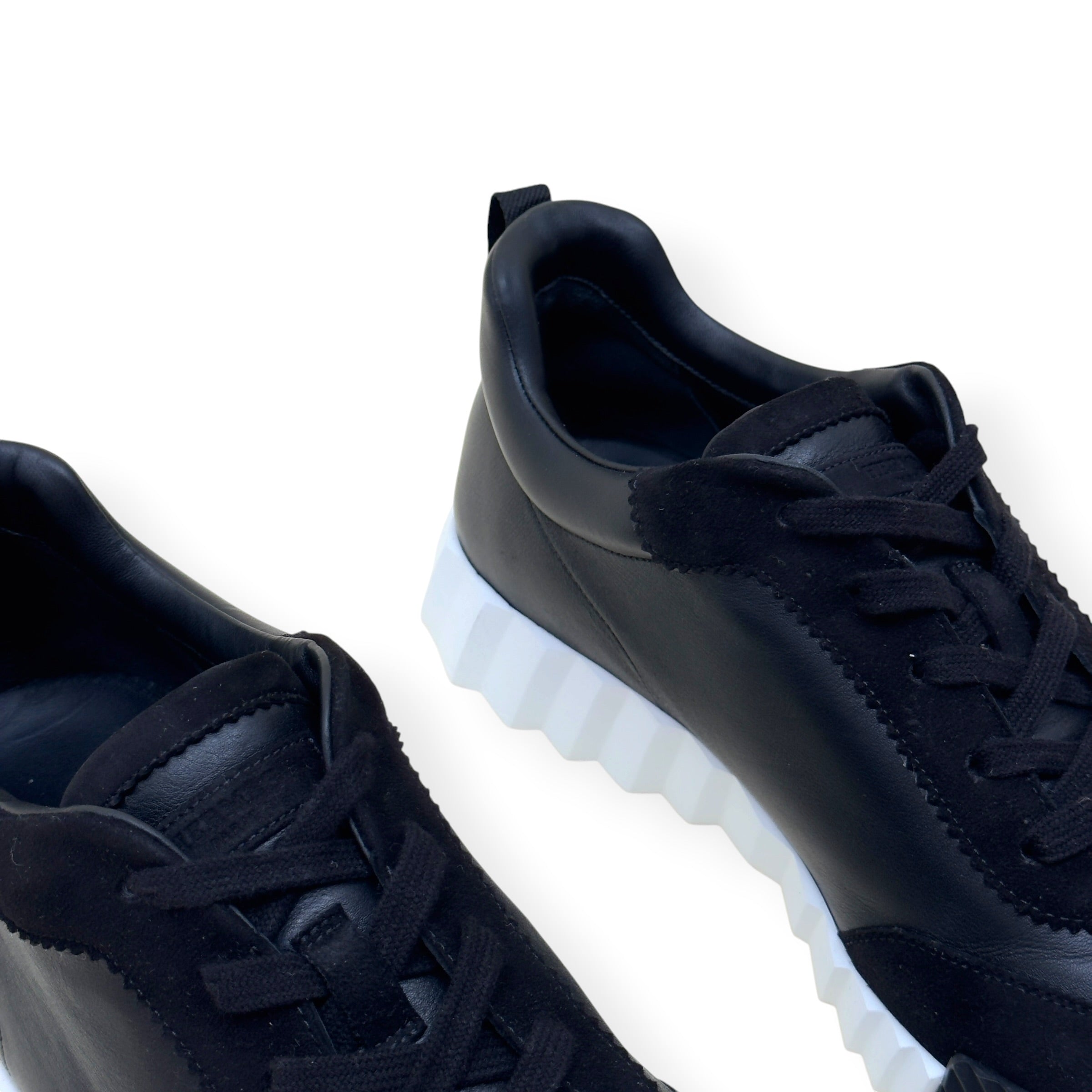 HERMÈS BOUNCING SNEAKER BLACK / WHITE 45 / UK11