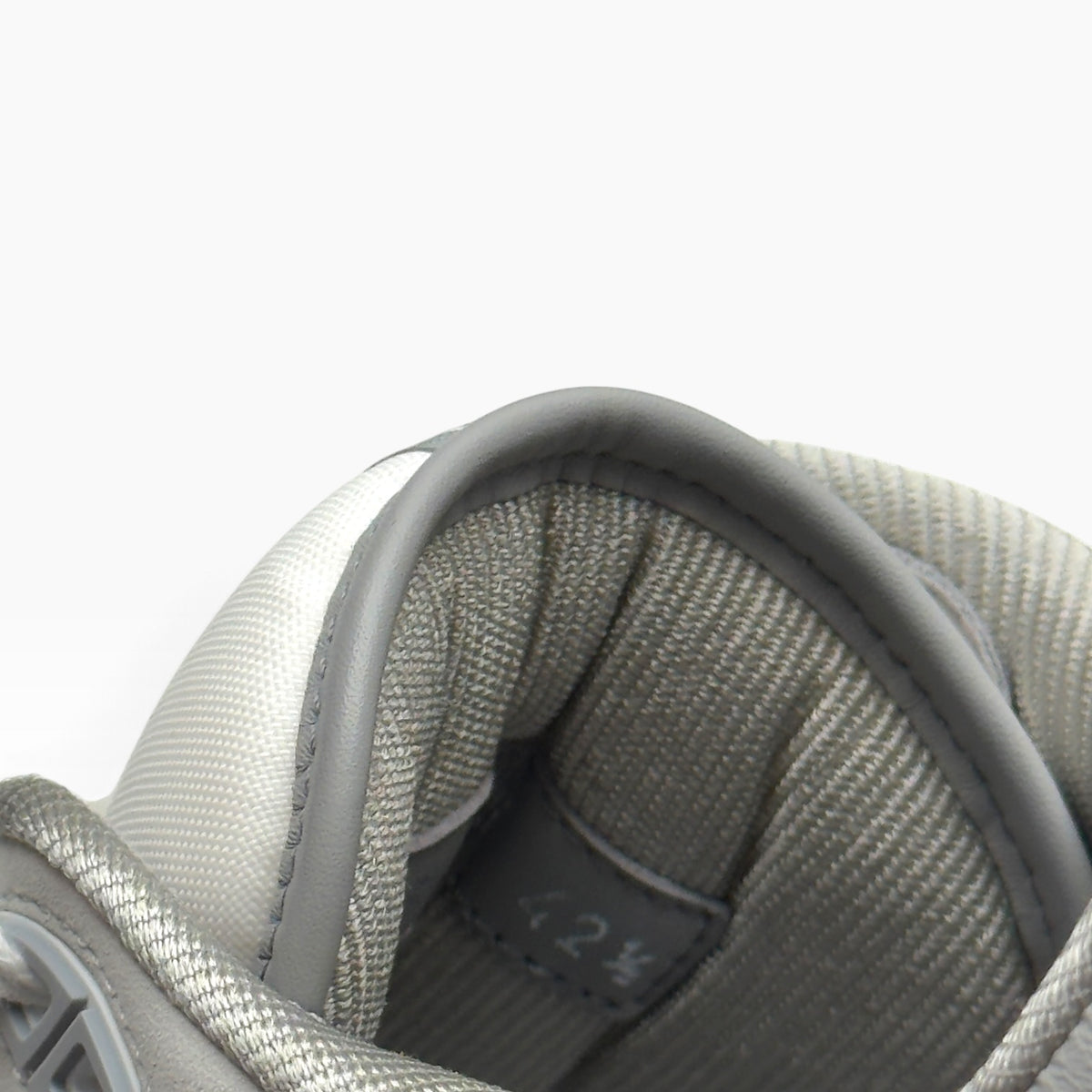 DIOR B57 SNEAKER GREY / WHITE 42.5 / UK8.5