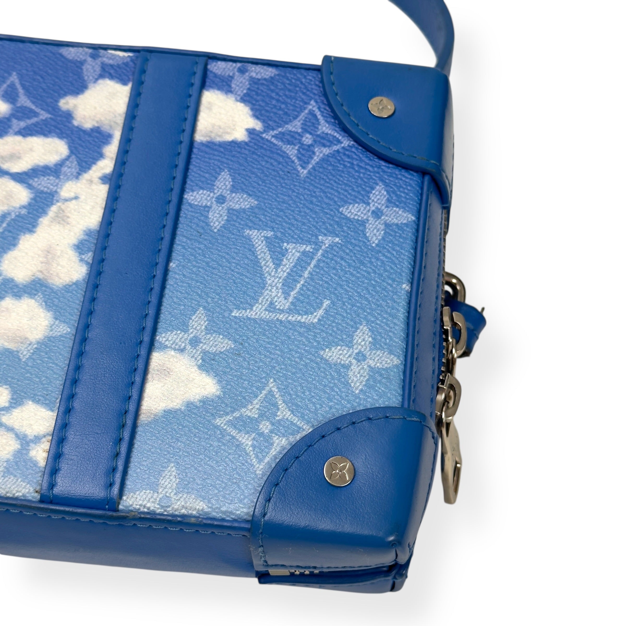 LOUIS VUITTON MONOGRAM CLOUDS SOFT TRUNK WALLET SHOULDER BAG BLUE / WHITE S