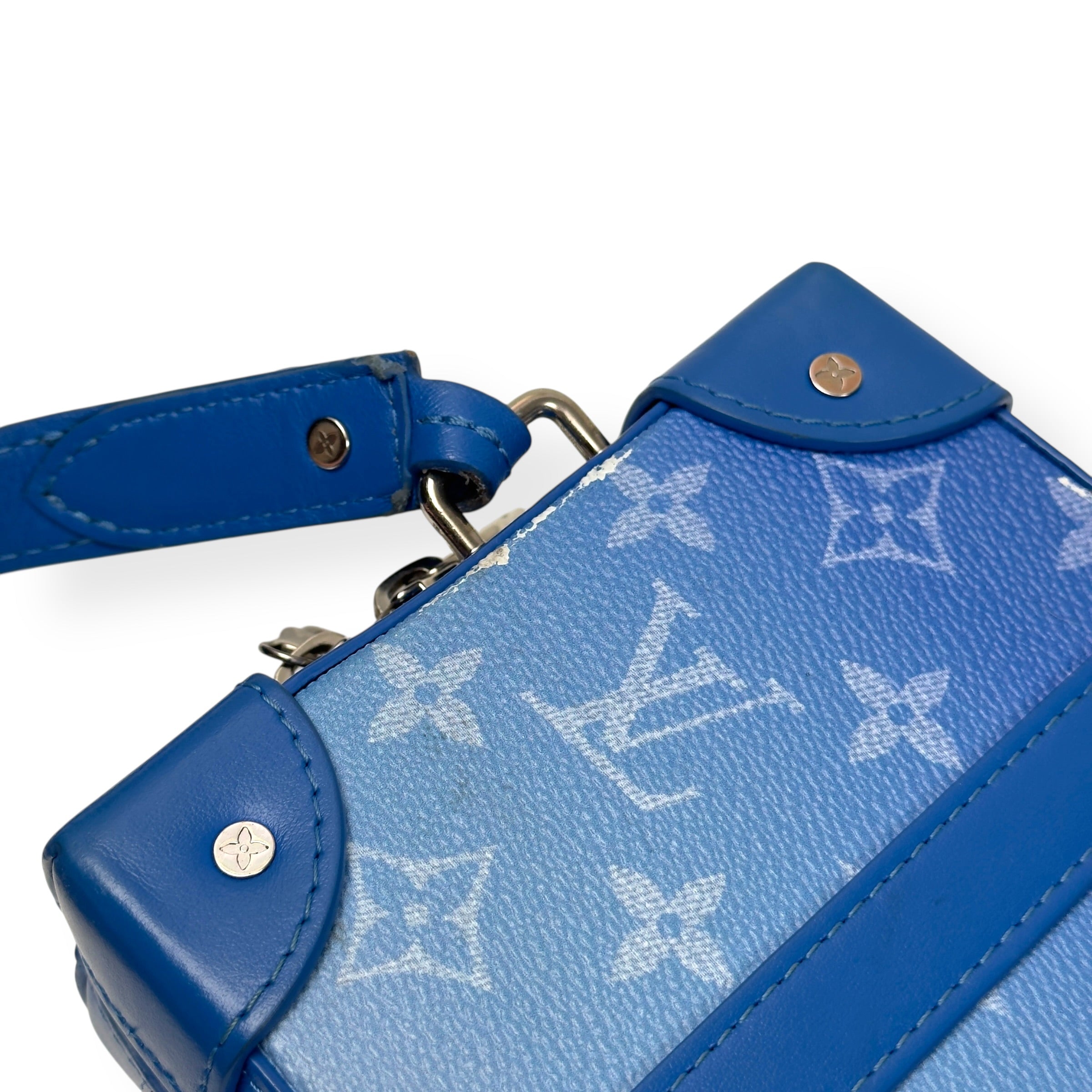 LOUIS VUITTON MONOGRAM CLOUDS SOFT TRUNK WALLET SHOULDER BAG BLUE / WHITE S