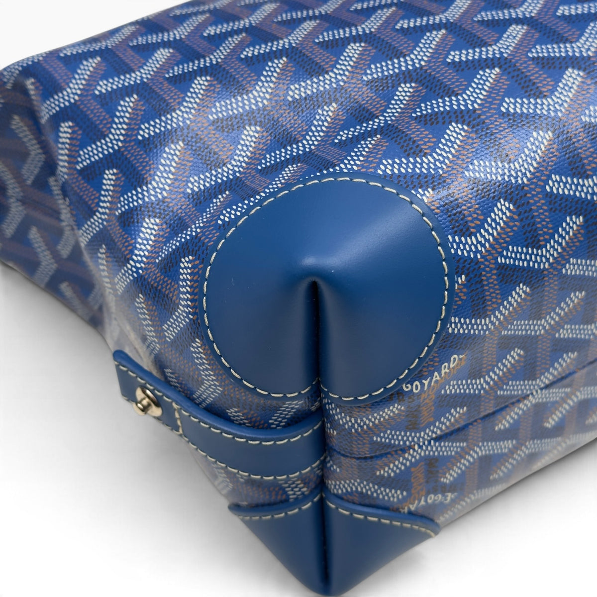 GOYARD BOEING TOILETRY BAG BLUE 25
