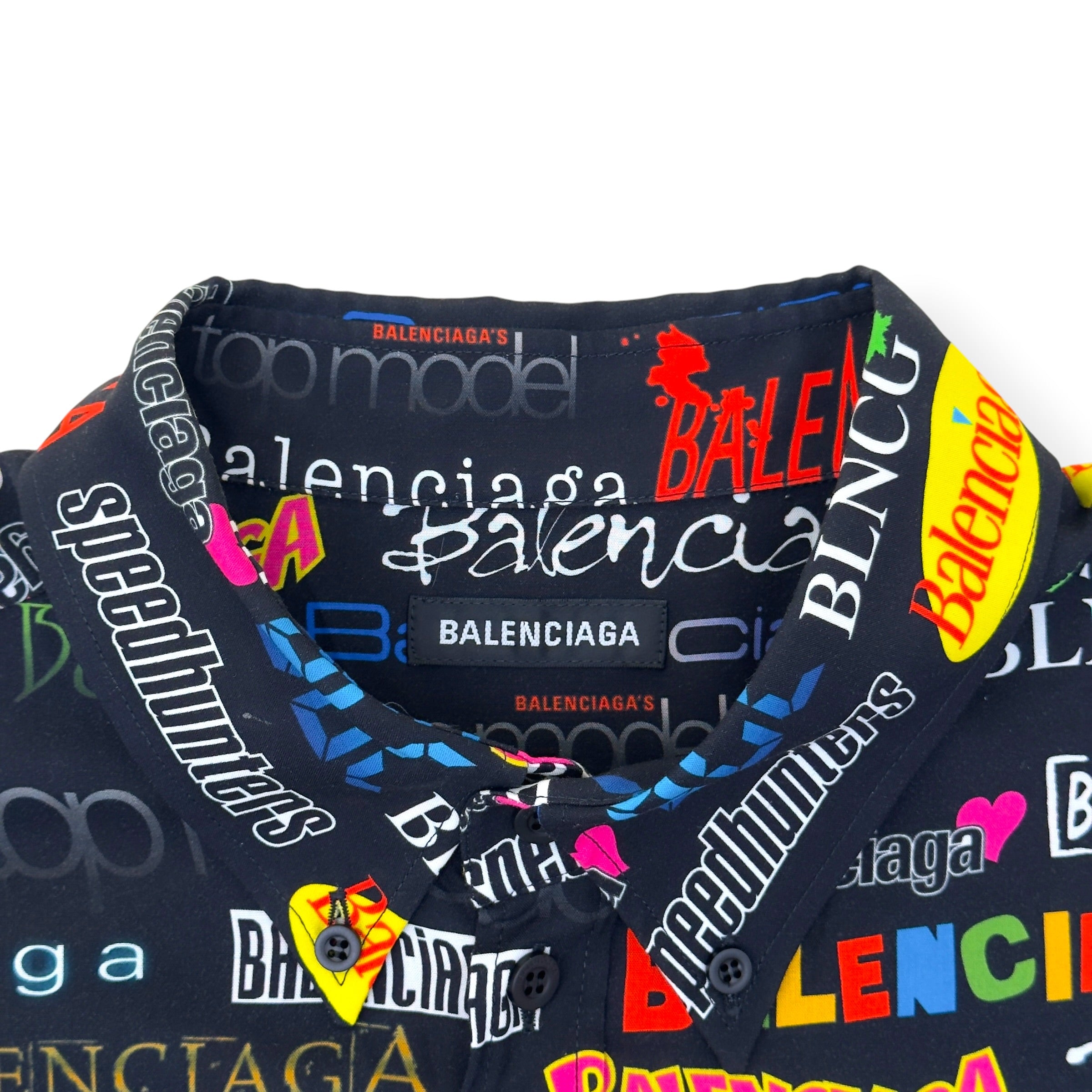 BALENCIAGA ALL OVER LOGO PRINT SHORT-SLEEVE SHIRT BLACK / MULTICOLOURED 38 / M