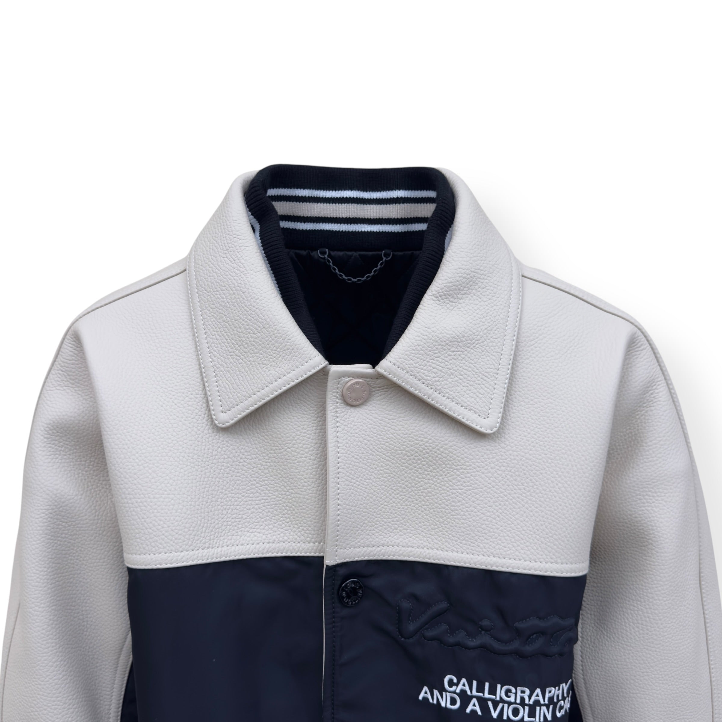 LOUIS VUITTON CALLIGRAPHY LEATHER / NYLON JACKET CREAM / NAVY 50 / L