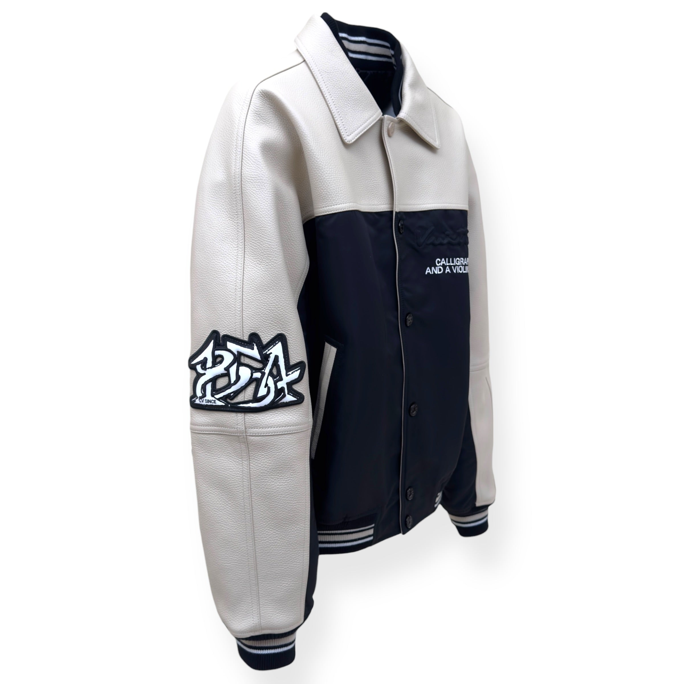 LOUIS VUITTON CALLIGRAPHY LEATHER / NYLON JACKET CREAM / NAVY 50 / L