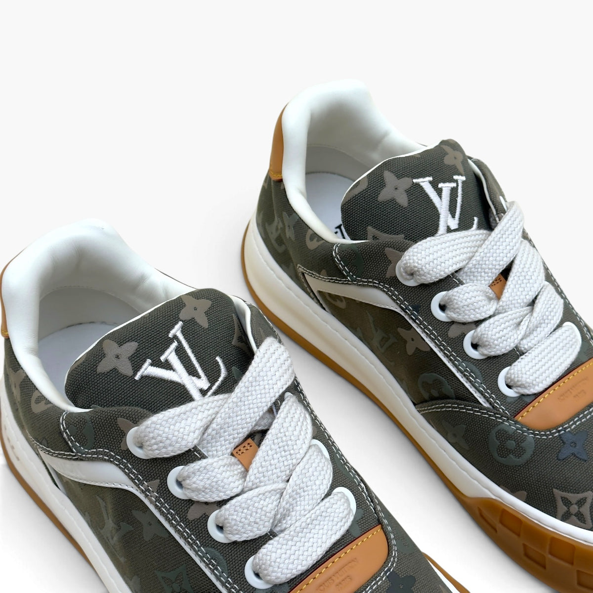 LOUIS VUITTON CANVAS MONOGRAM TILTED SNEAKER KHAKI UK10