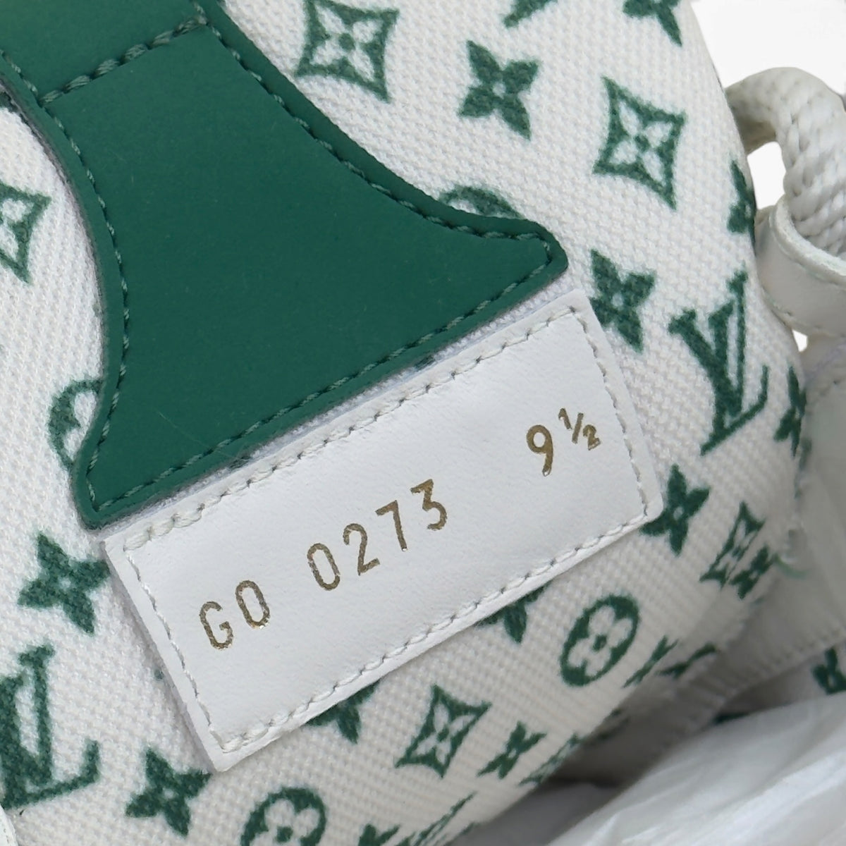LOUIS VUITTON SKATE SNEAKER GREEN / WHITE UK9.5
