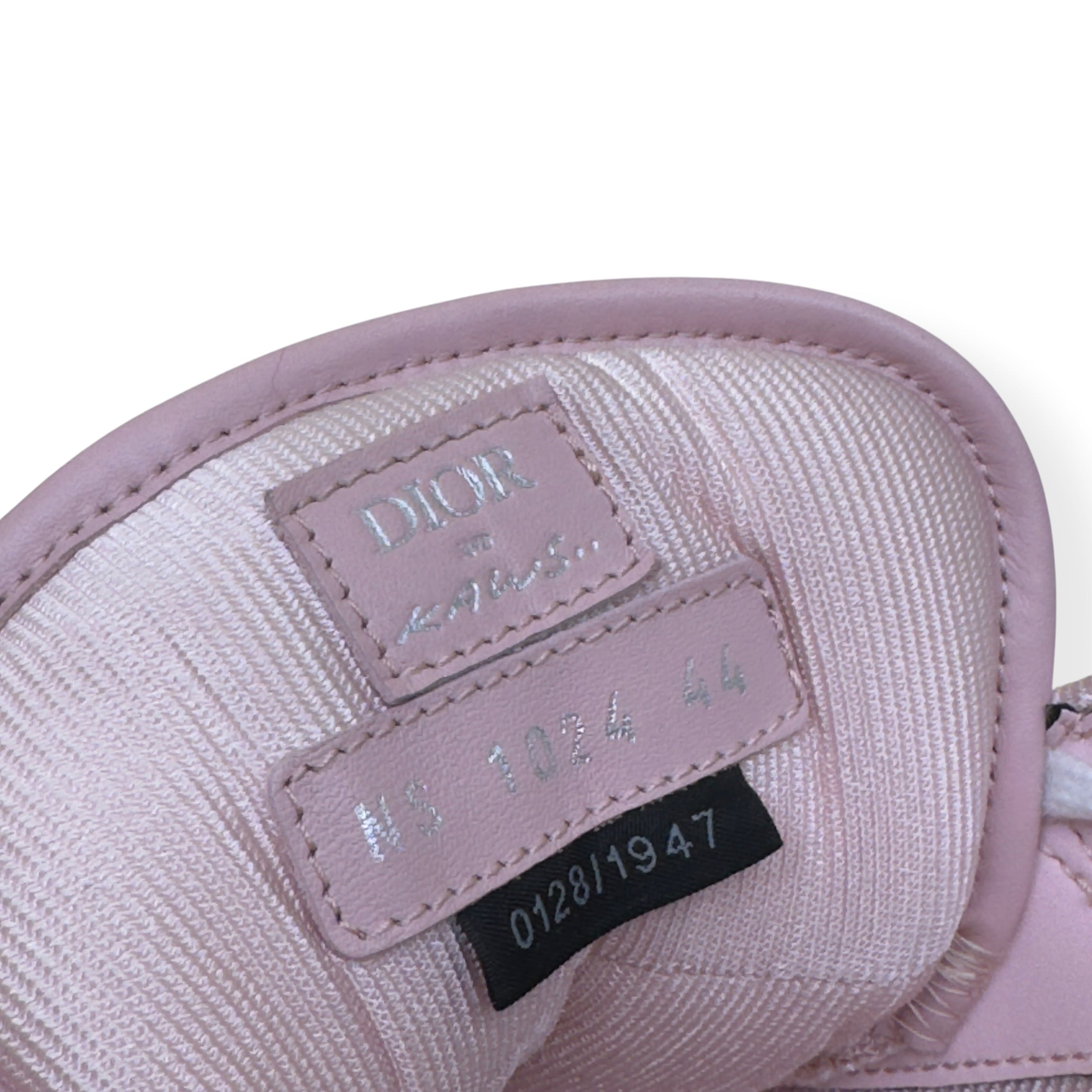 DIOR X KAWS B57 LT LNY 128/1947 SNEAKER WHITE / PINK 44 / UK10