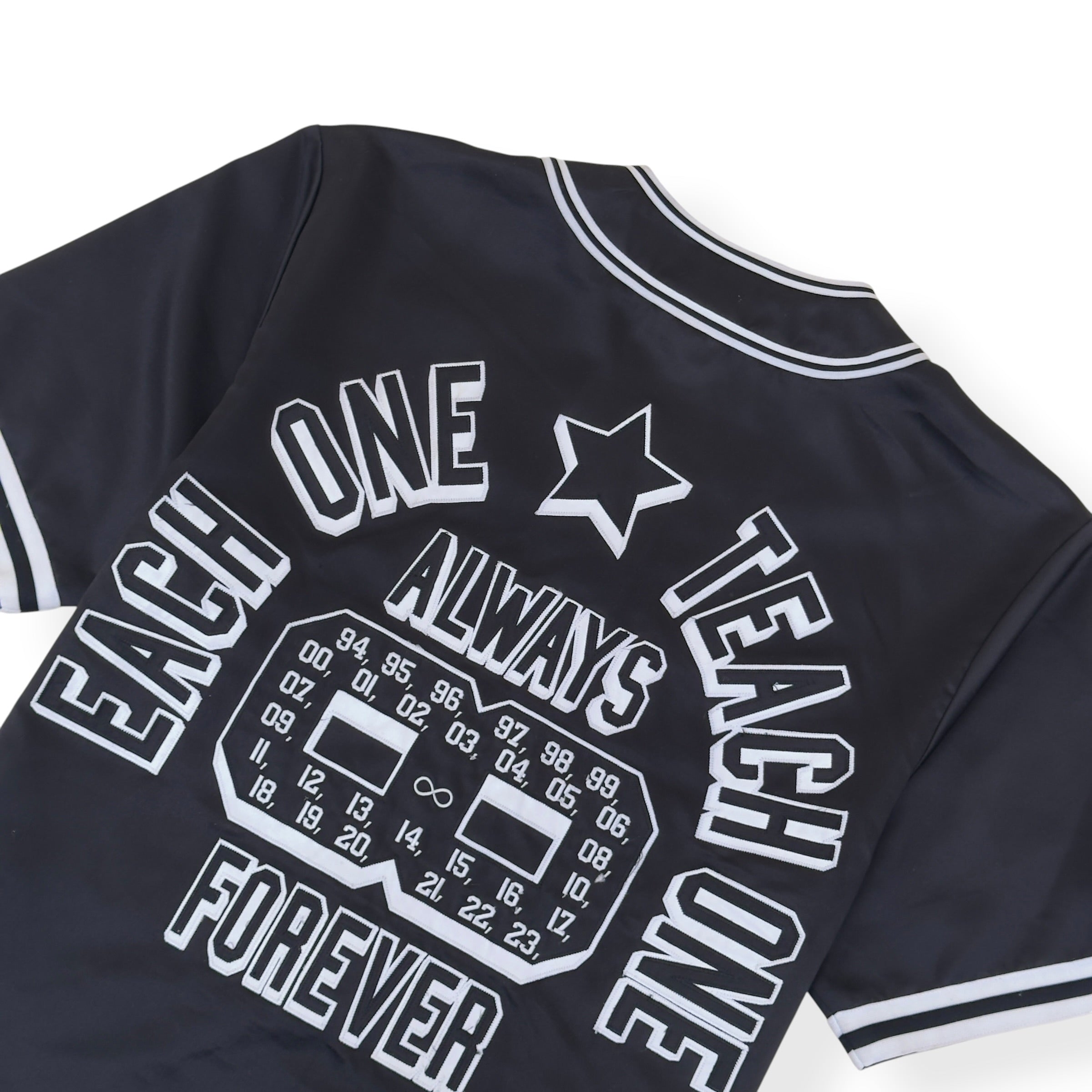 SUPREME MITCHELL & NESS SATIN BASEBALL JERSEY BLACK M