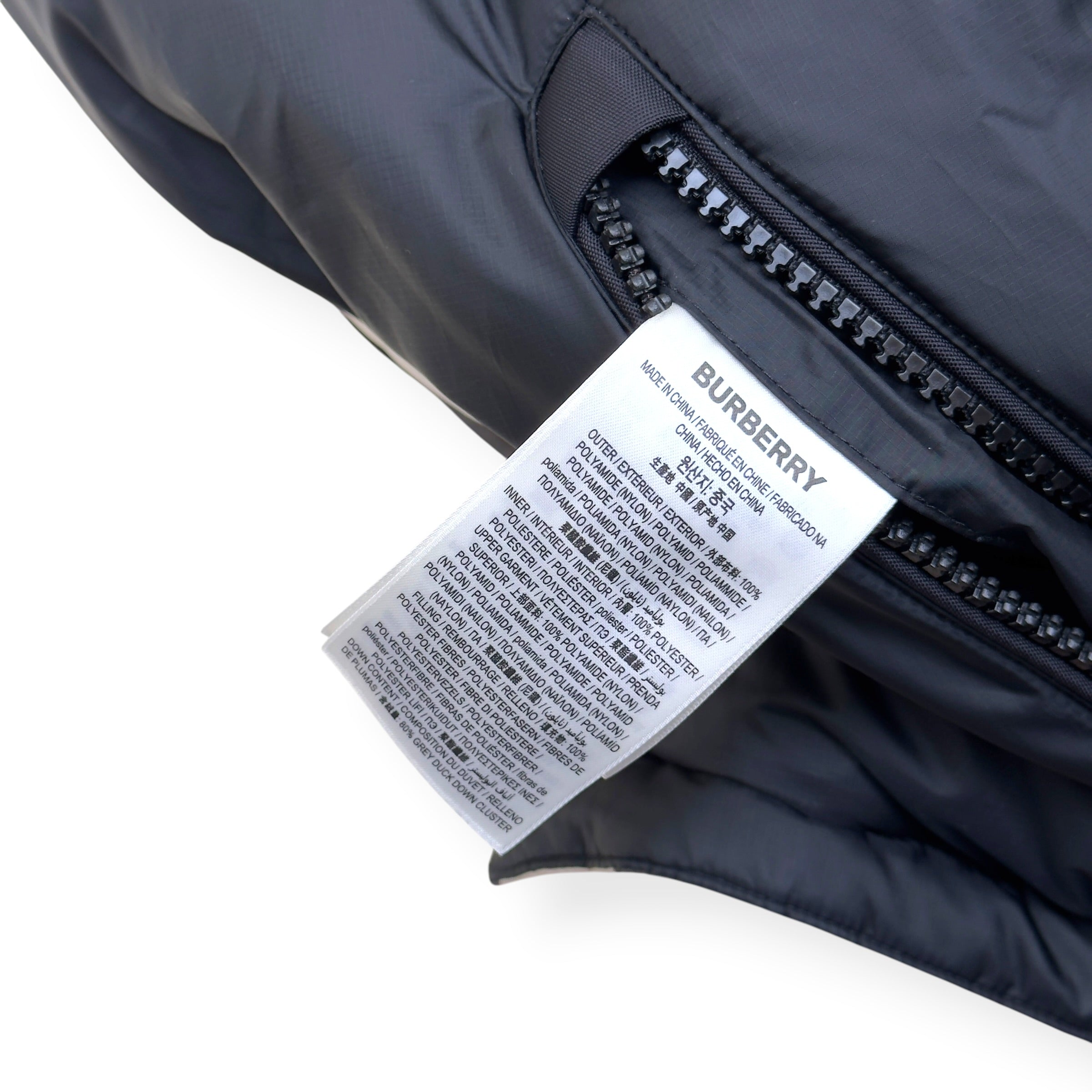 BURBERRY REVERSIBLE CHECK HOODED PUFFER JACKET BEIGE / BLACK M