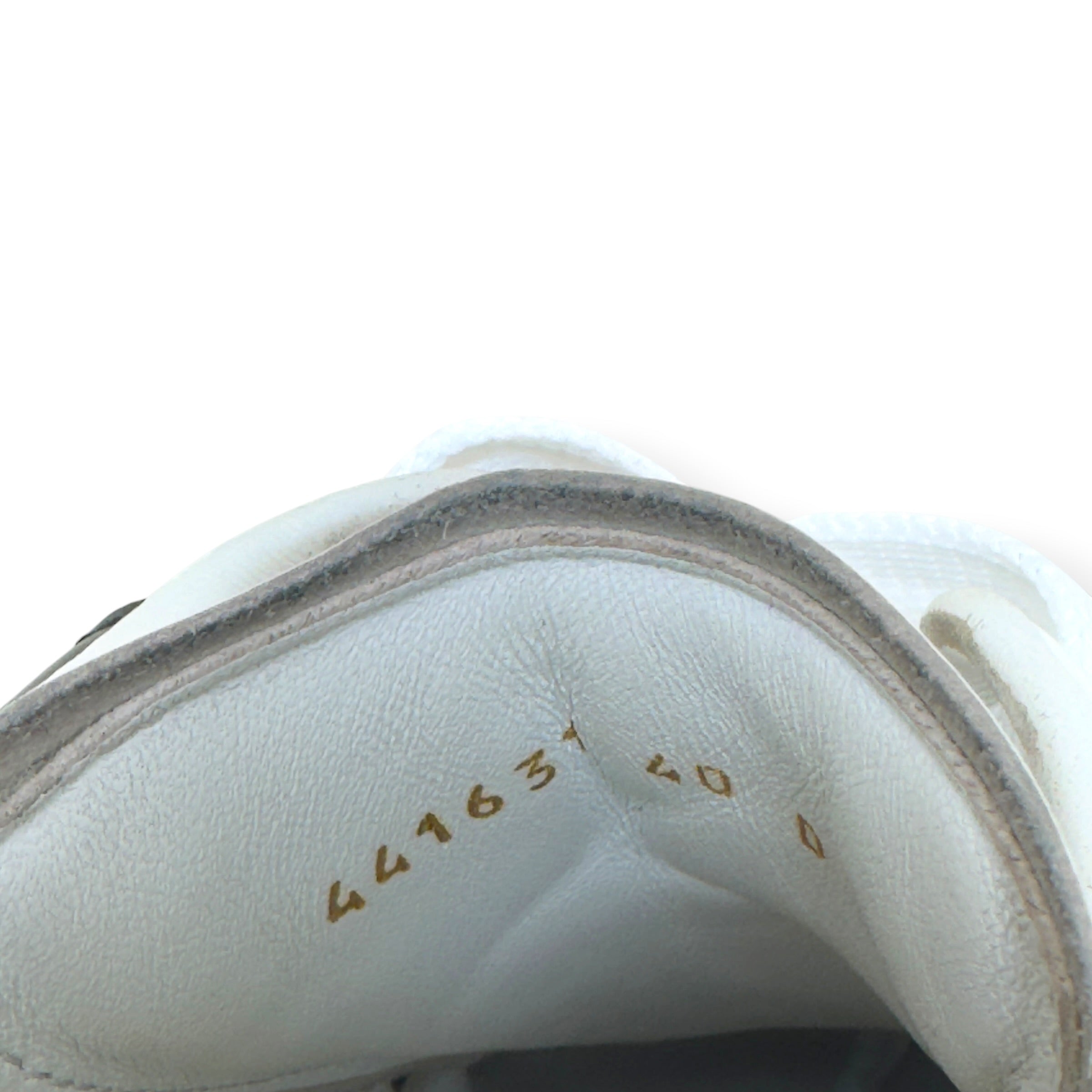 ALEXANDER MCQUEEN OVERSIZED SNEAKER WHITE/ BLACK 40 / UK6