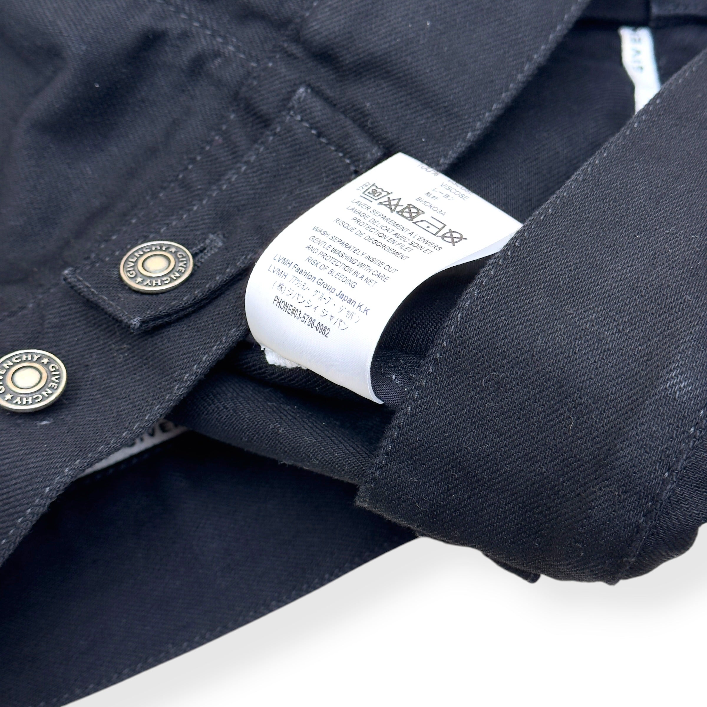 GIVENCHY EMBROIDERED LOGO DENIM JACKET BLACK M