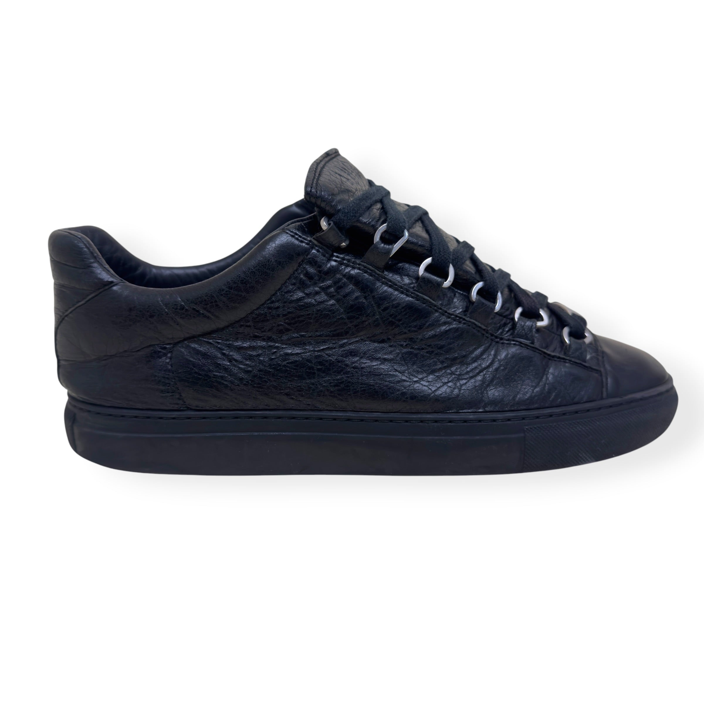 BALENCIAGA ARENA LOW TOP SNEAKER BLACK 40 / UK6