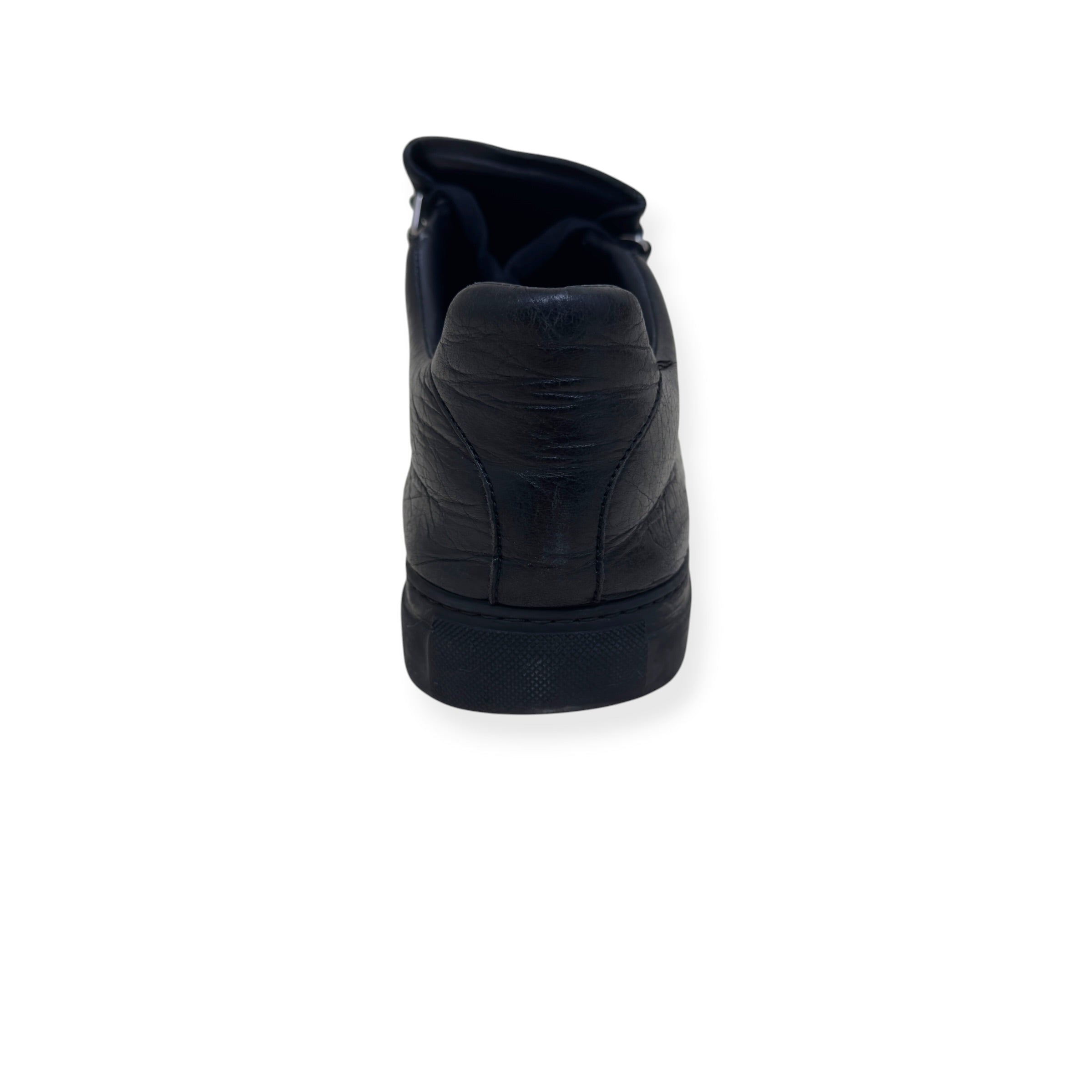 BALENCIAGA ARENA LOW TOP SNEAKER BLACK 40 / UK6