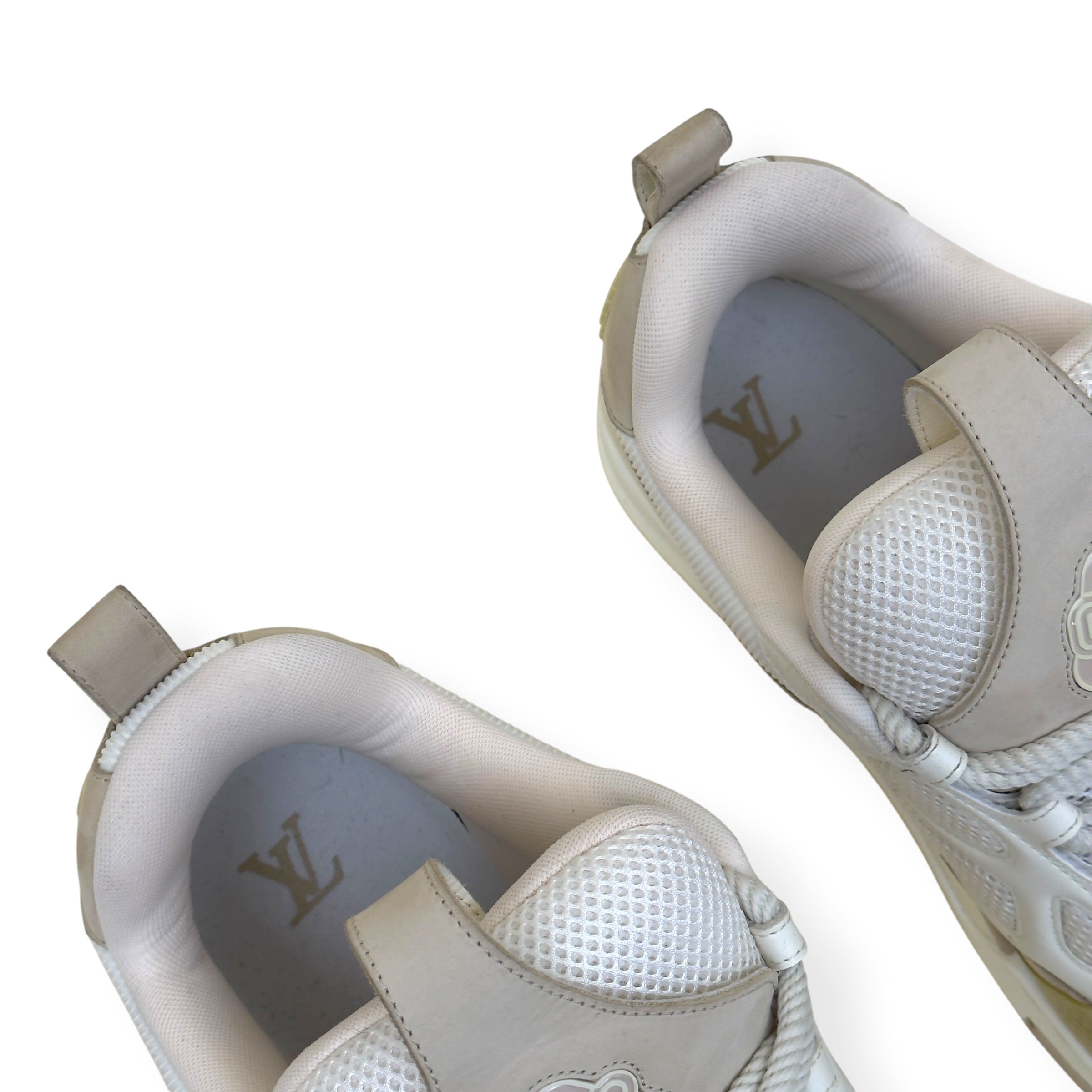 LOUIS VUITTON LV SKATE SNEAKER LUXURY BEIGE UK10