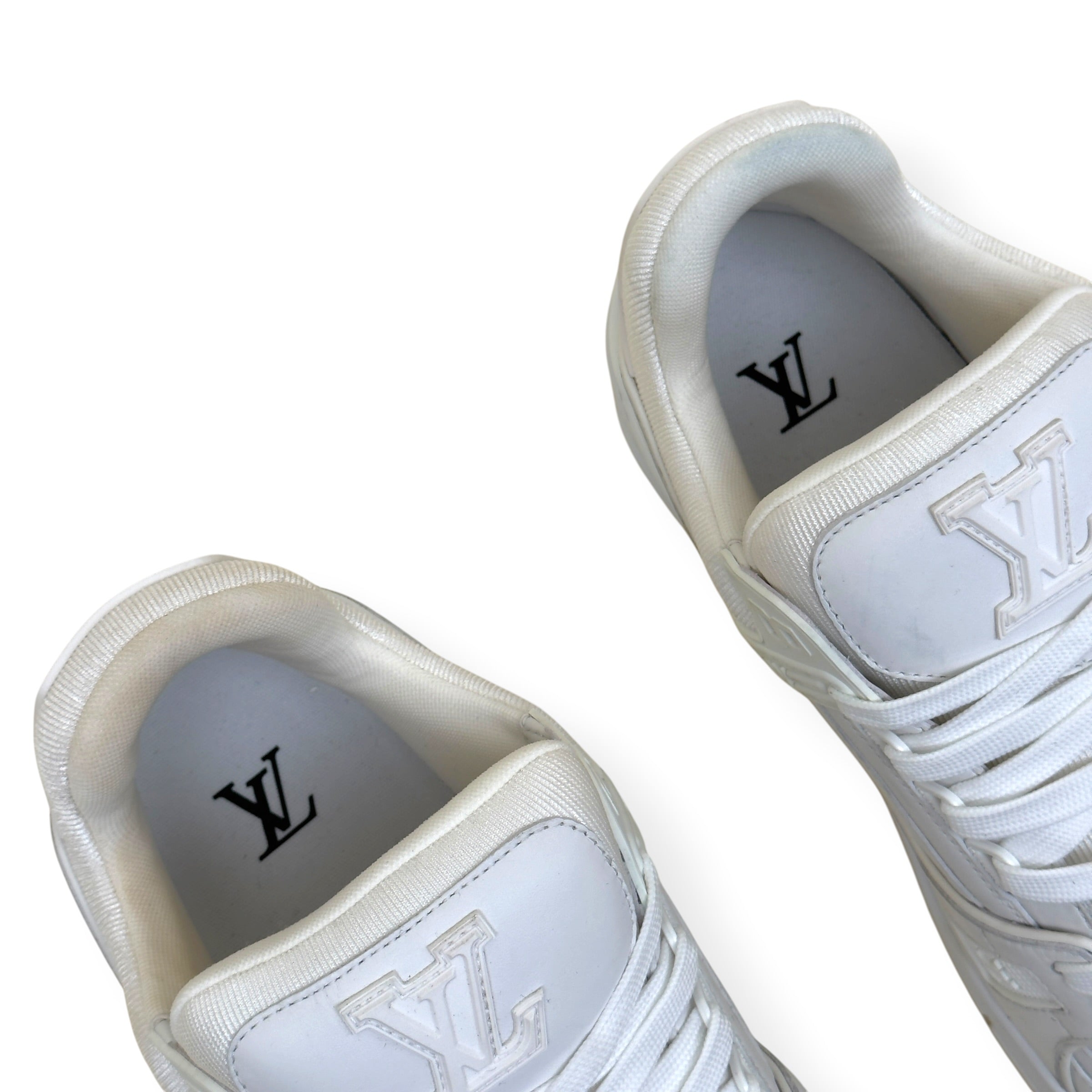 LOUIS VUITTON LEATHER LV TRAINER SNEAKER LUXURY WHITE UK10