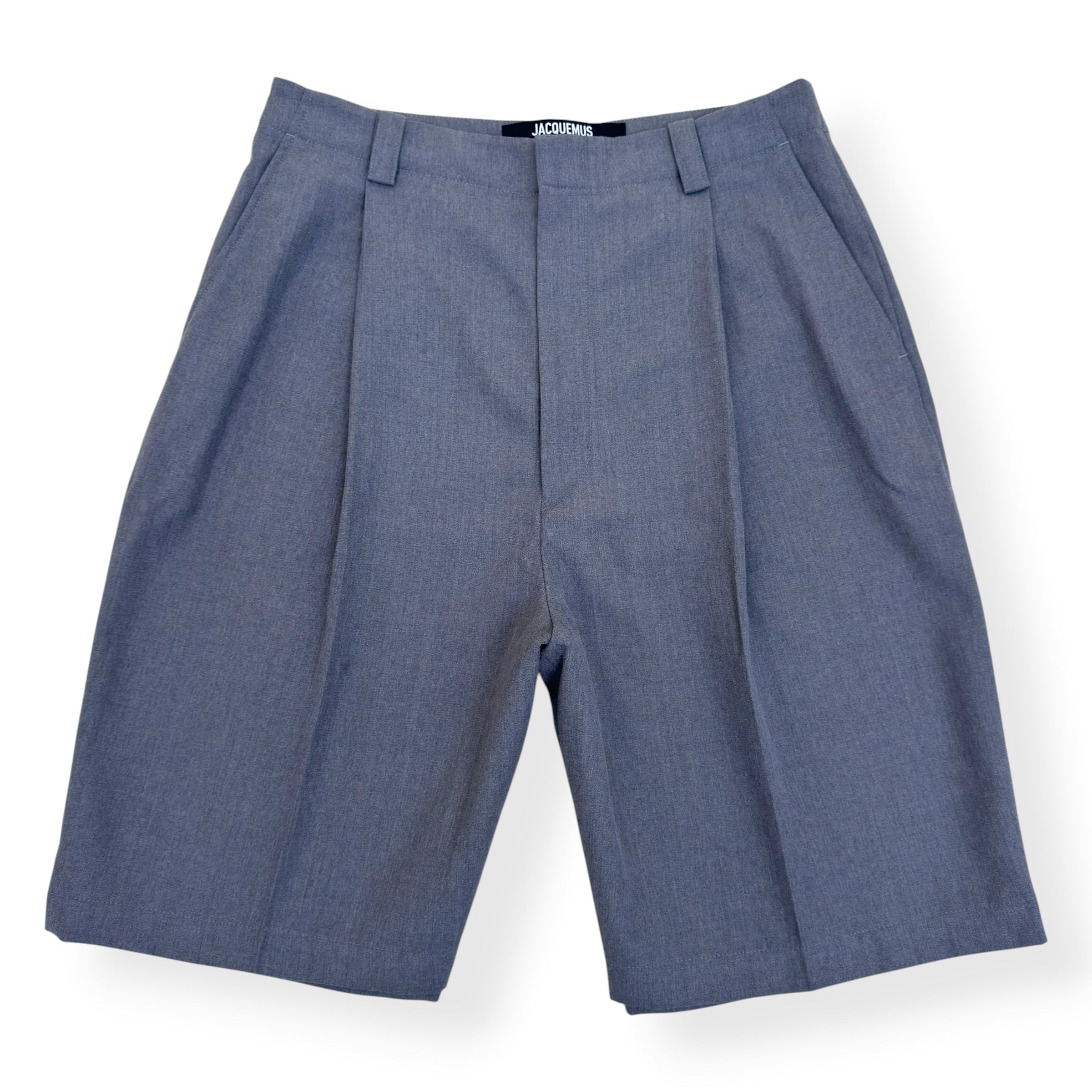JACQUEMUS LES SCULPTURES PLEATED SHORTS GREY 52 / XL