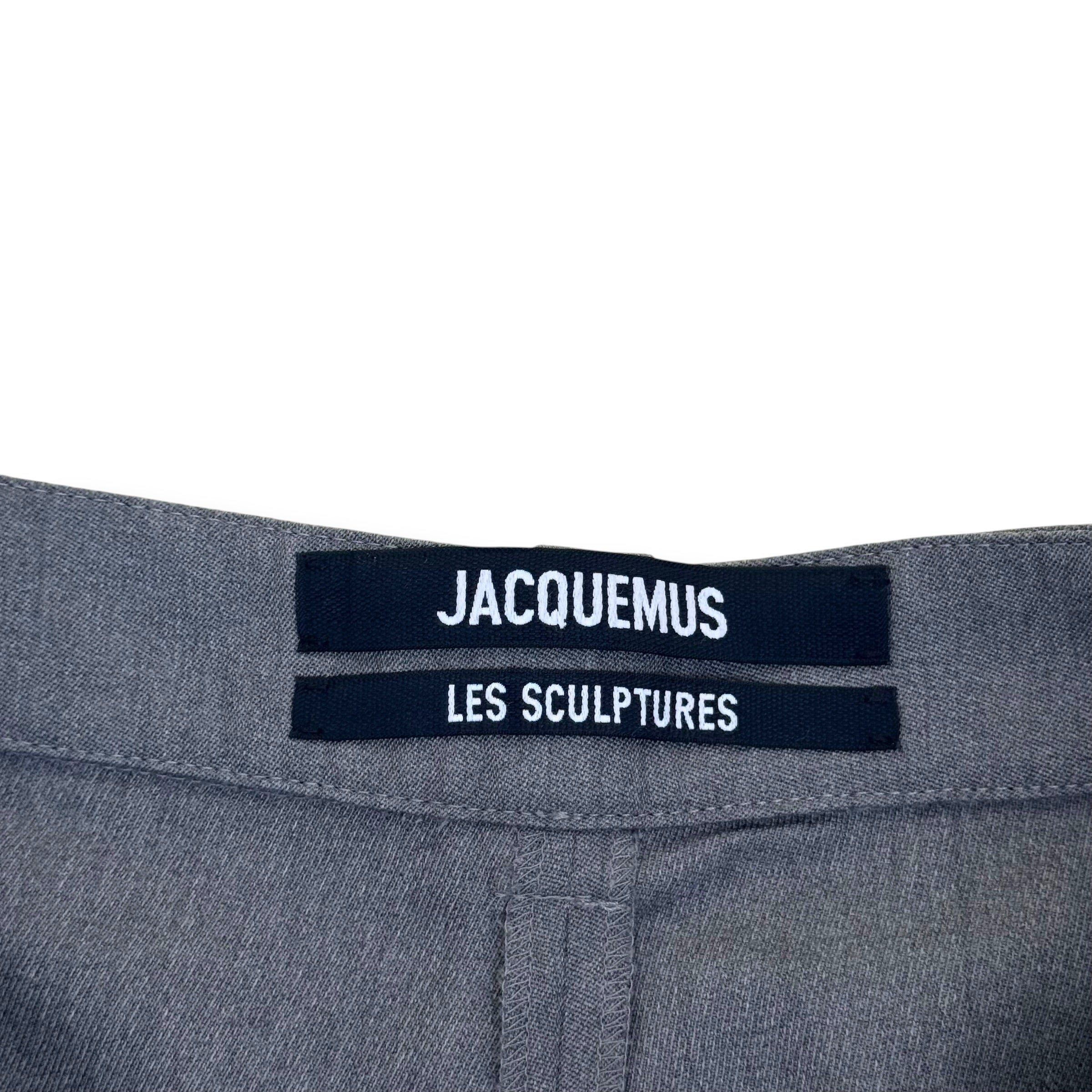 JACQUEMUS LES SCULPTURES PLEATED SHORTS GREY 52 / XL