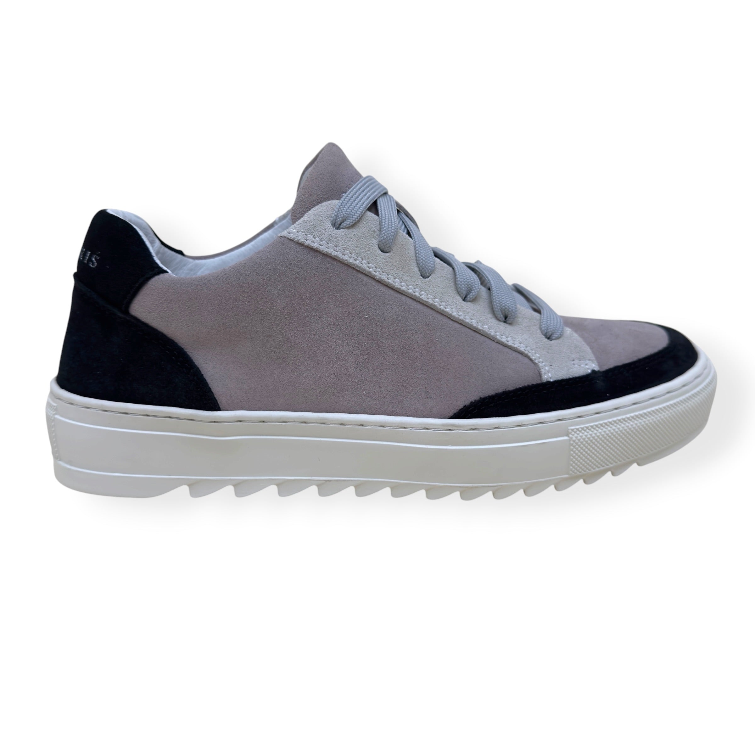 NUMERIS SUEDE SNEAKER GREY / BLACK 41 / UK7