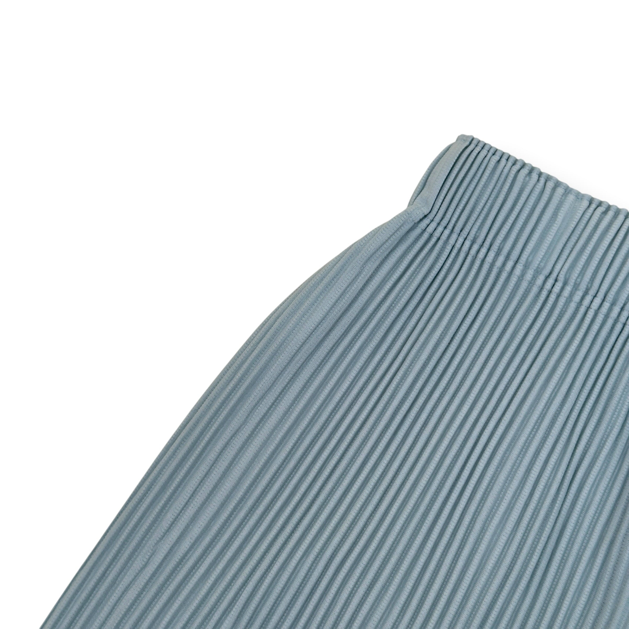 ISSEY MIYAKE HOMME PLISSÉ PLEATED TROUSERS LIGHT BLUE 3 / M