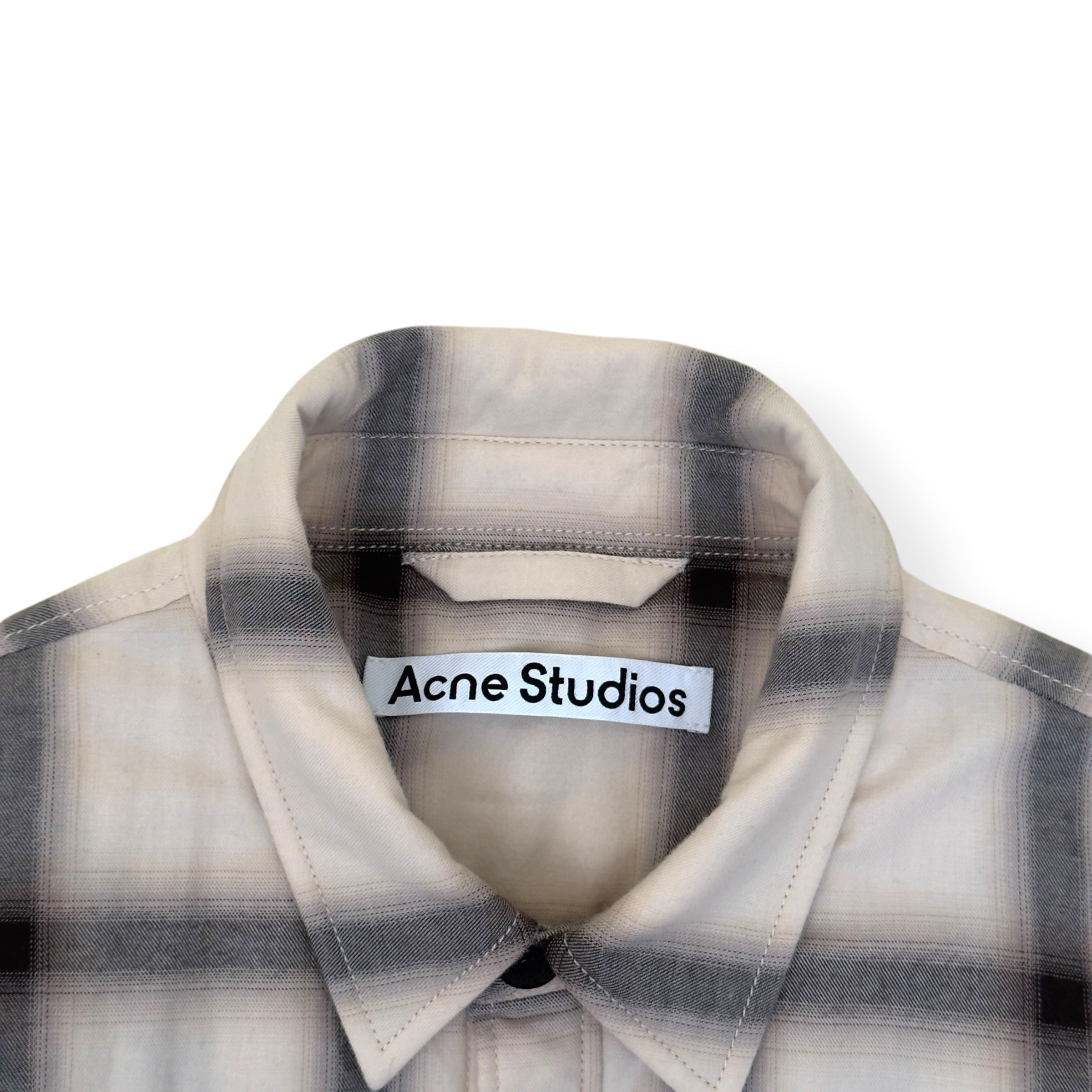 ACNE STUDIOS CHECK BUTTON UP JACKET CREAM 52 / L