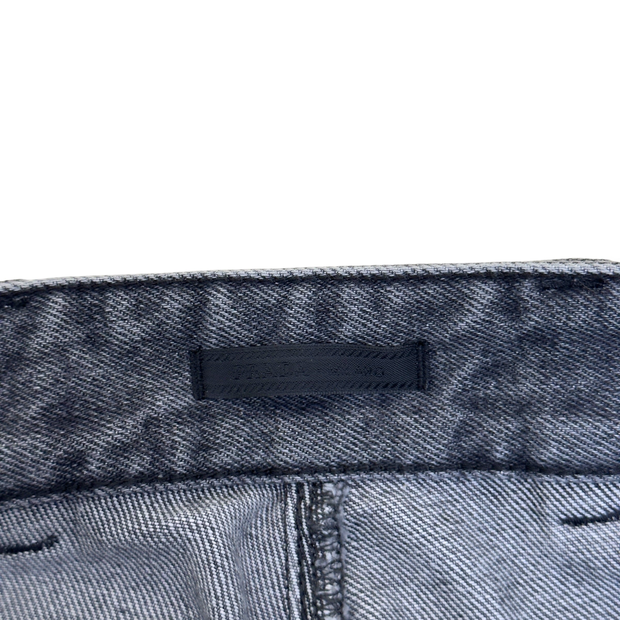PRADA TRIANGLE LOGO WIDE LEG JEANS GREY 48 / M