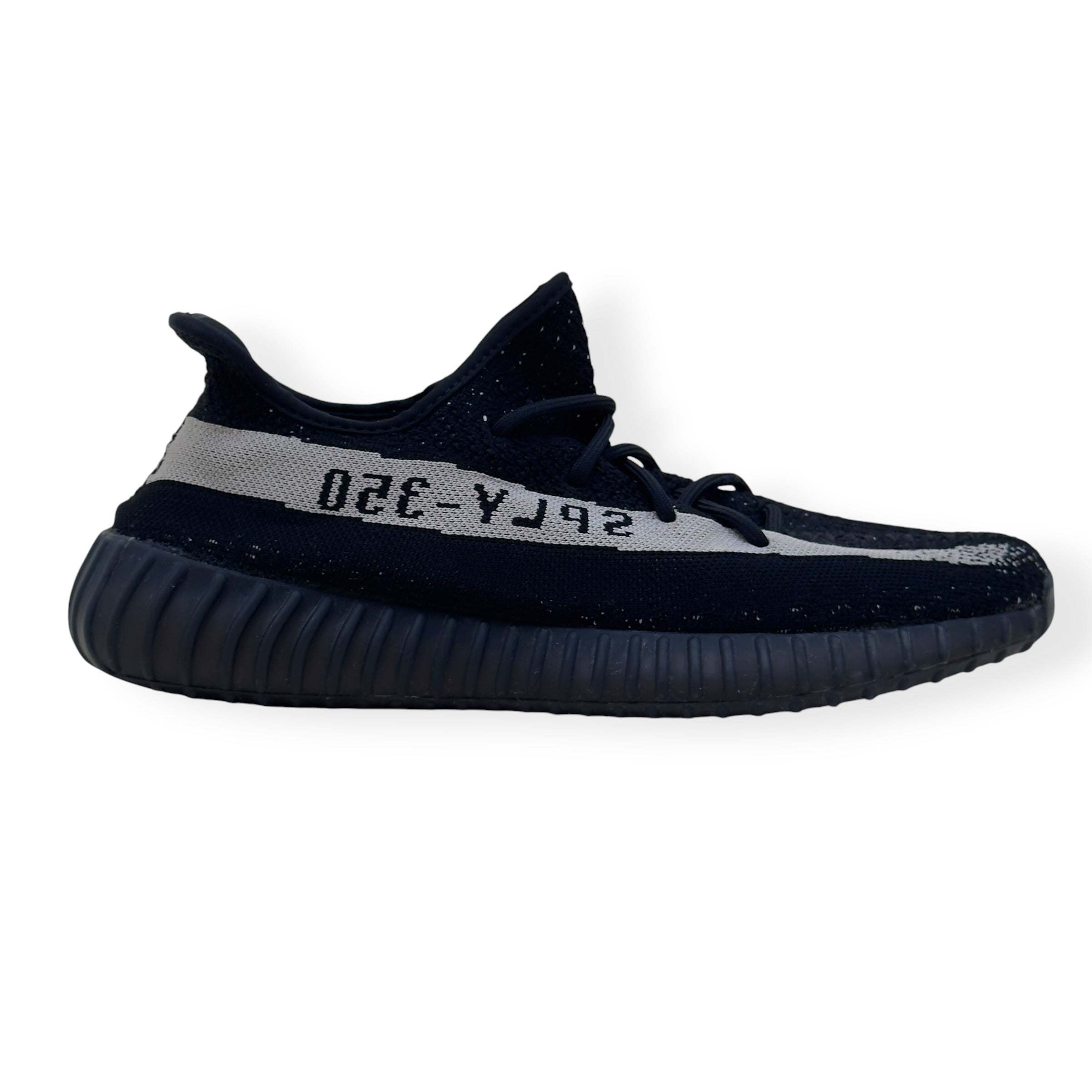 YEEZY BOOST 350 V2 OREO BLACK WHITE UK10.5