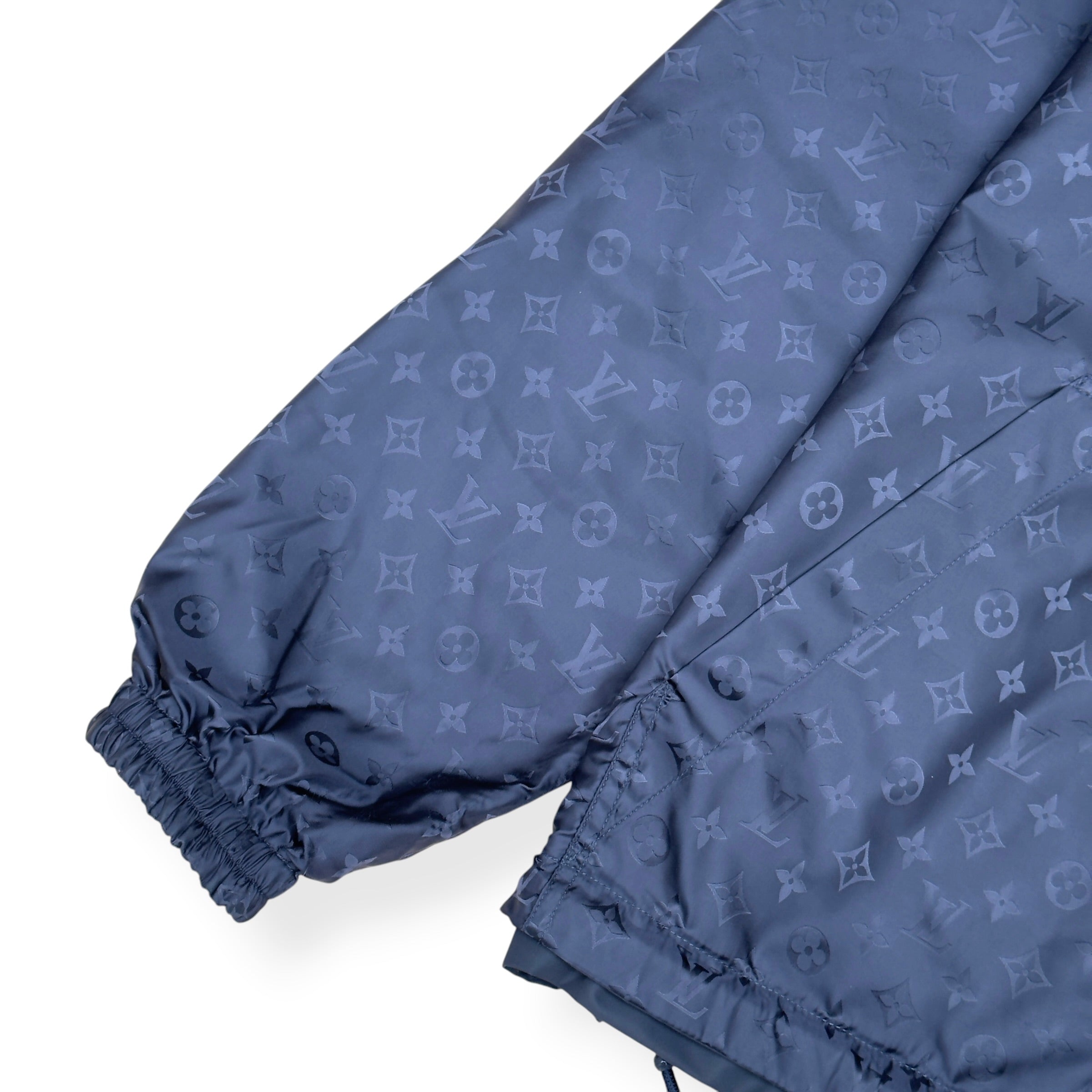 LOUIS VUITTON MONOGRAM REVERSIBLE WINDBREAKER JACKET BLACK / GREY 52 / L