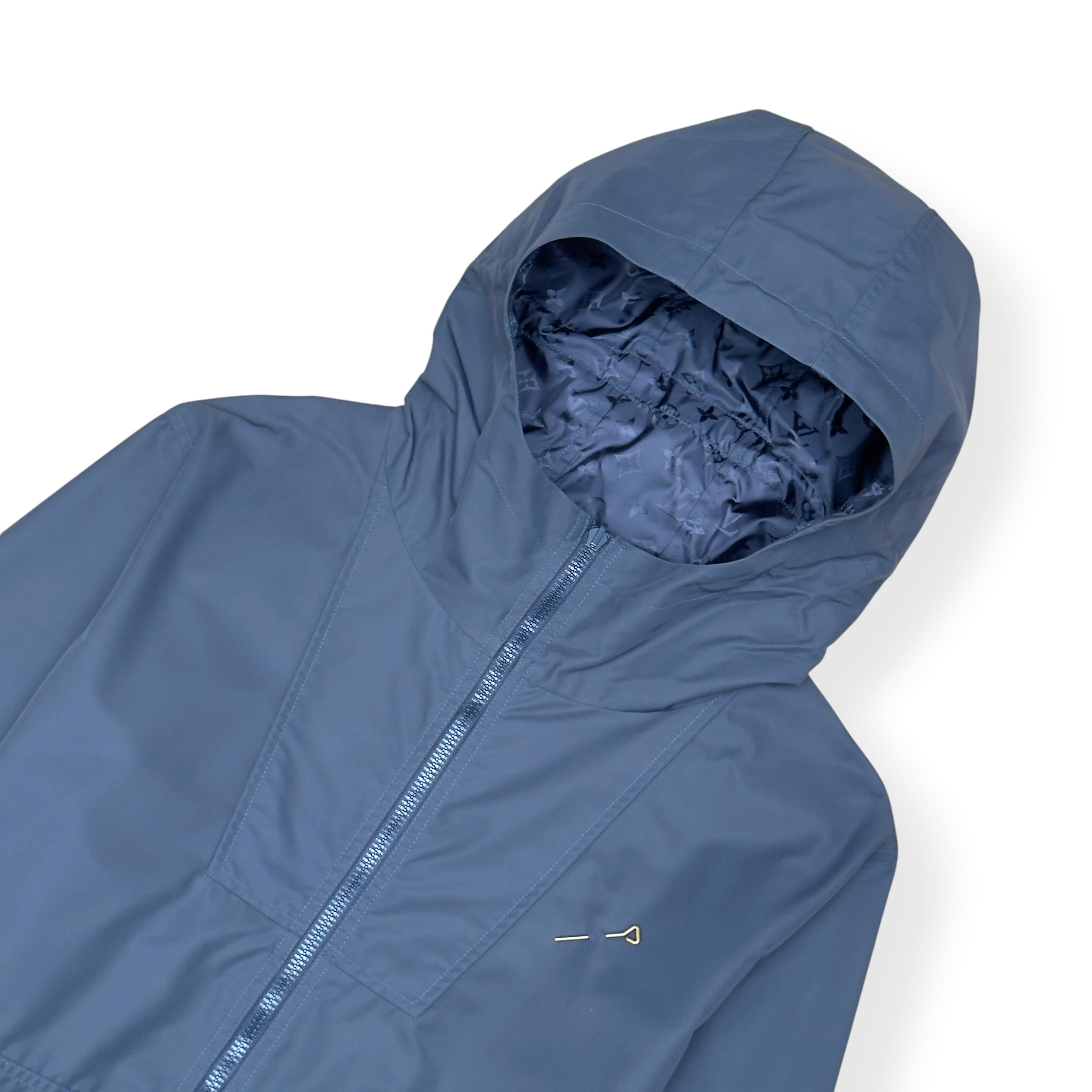 LOUIS VUITTON MONOGRAM REVERSIBLE WINDBREAKER JACKET BLACK / GREY 52 / L