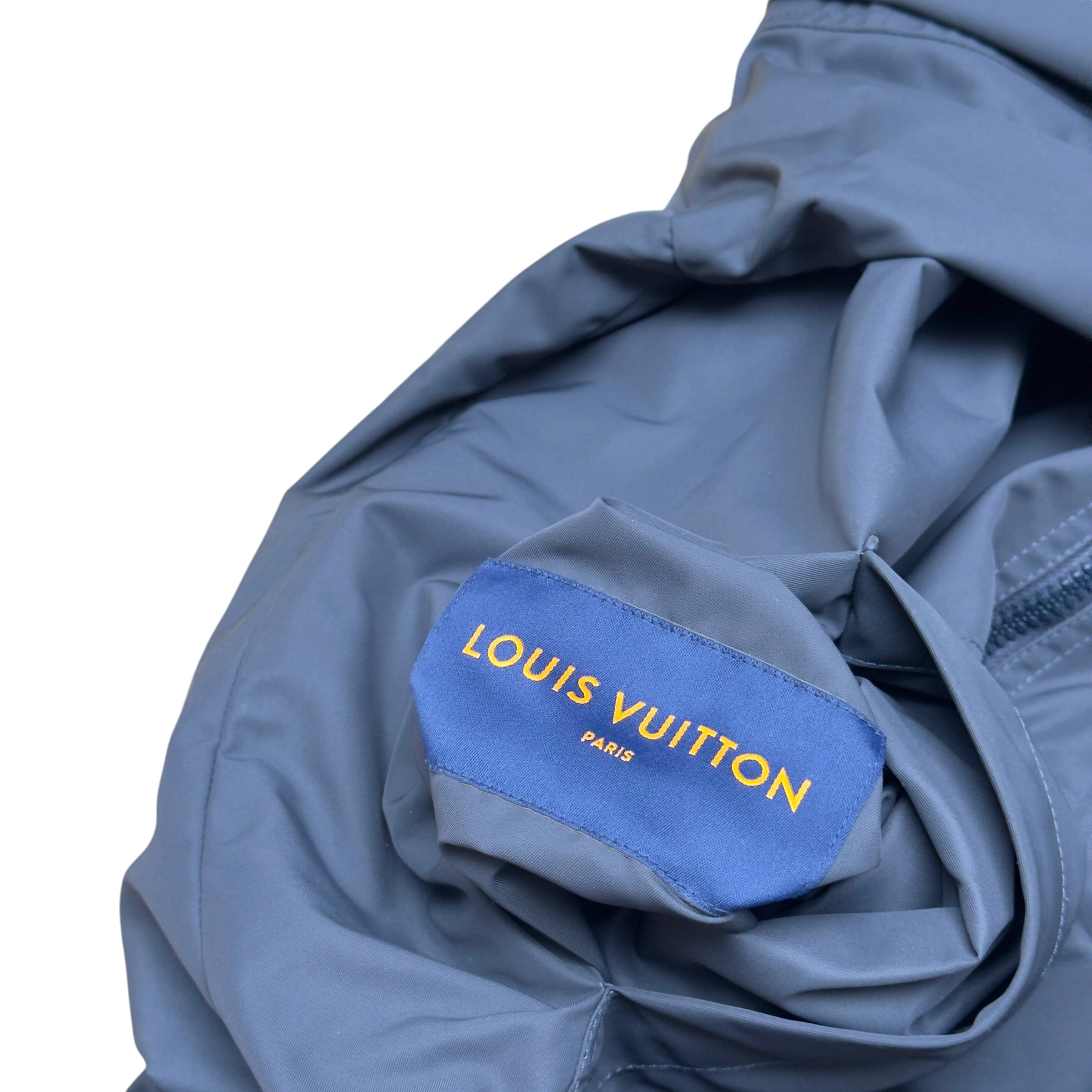 LOUIS VUITTON MONOGRAM REVERSIBLE WINDBREAKER JACKET BLACK / GREY 52 / L