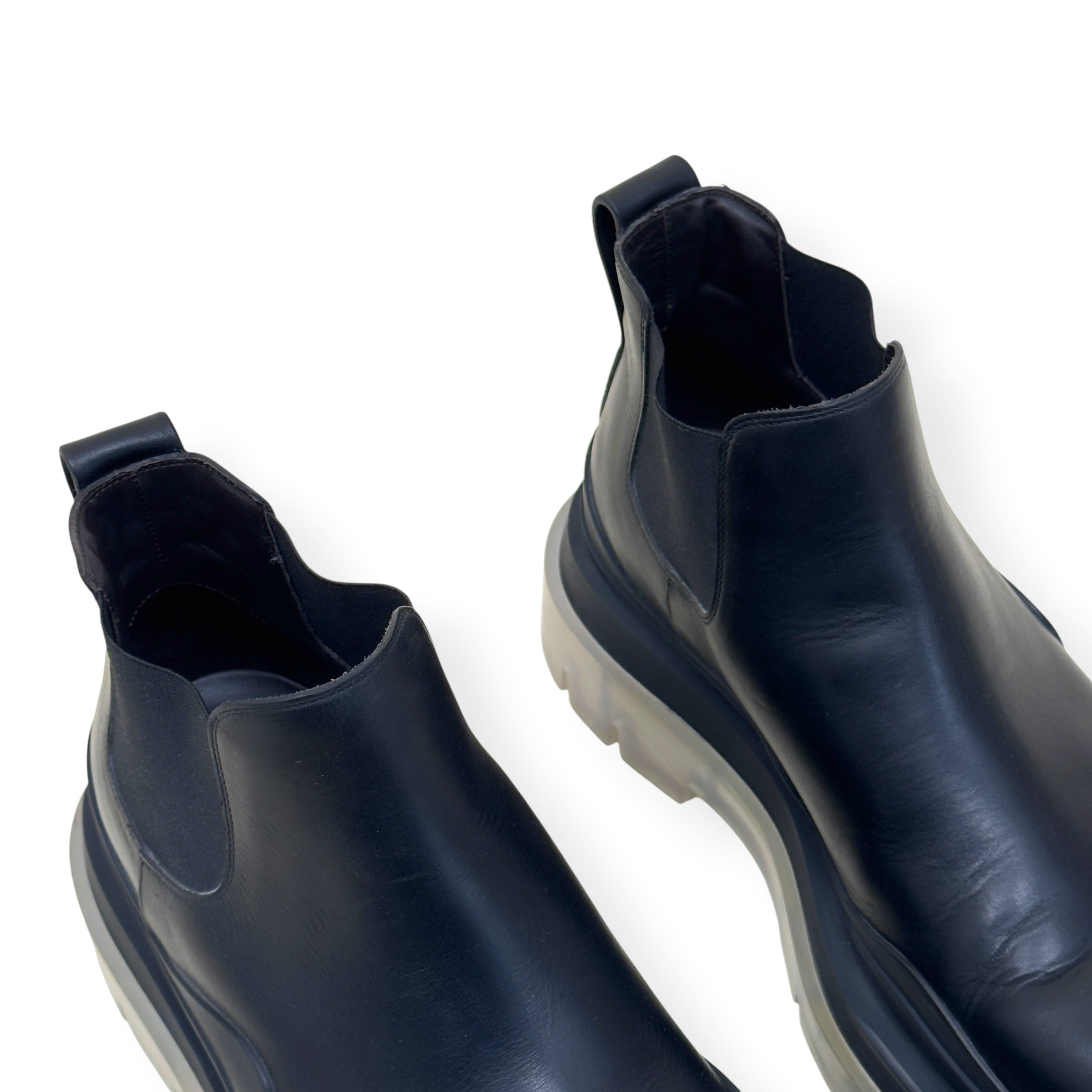 BOTTEGA VENETA TIRE CHELSEA BOOT BLACK 44 / UK10
