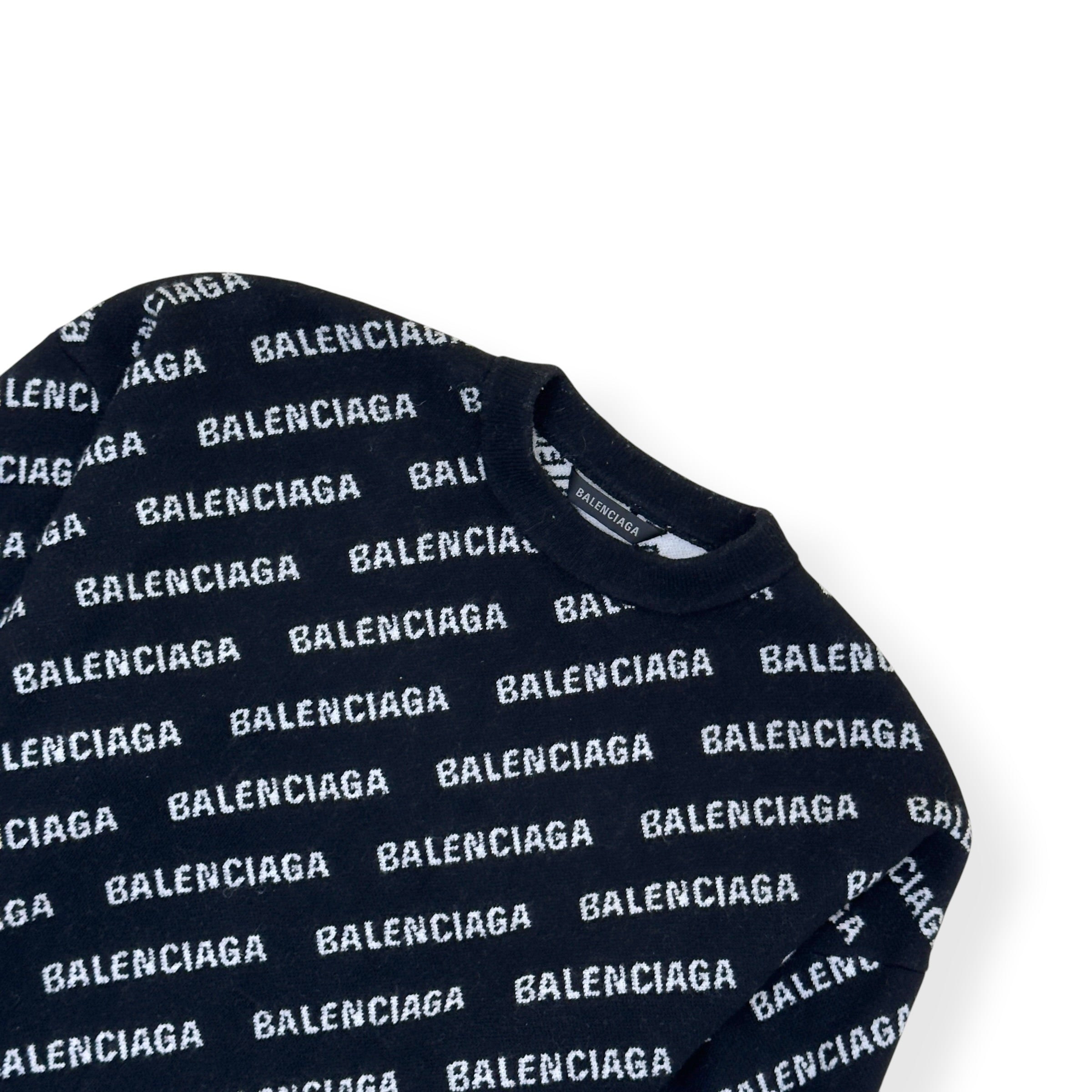 BALENCIAGA OVERSIZED ALLOVER LOGO KNIT SWEATSHIRT BLACK / WHITE S