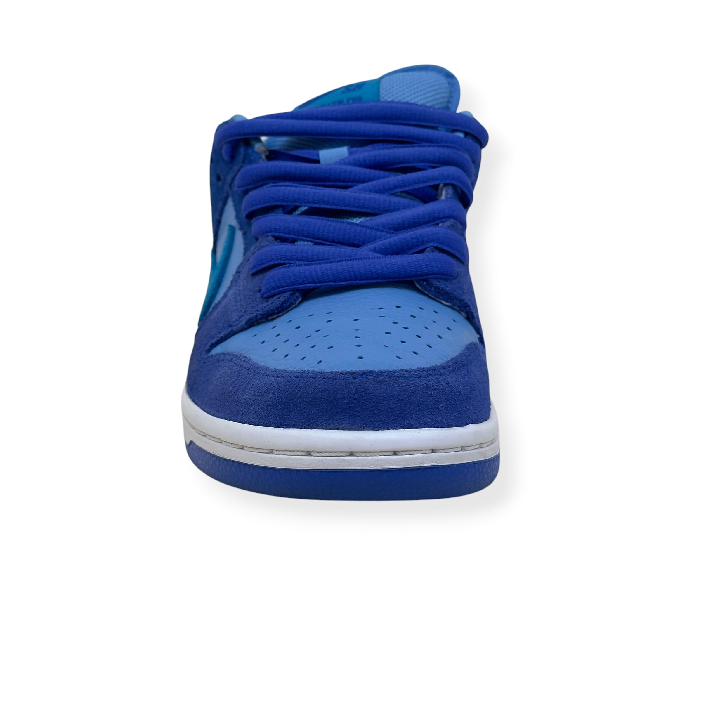 NIKE SB DUNK LOW TOP SNEAKER ‘BLUE RASPBERRY’ UK7
