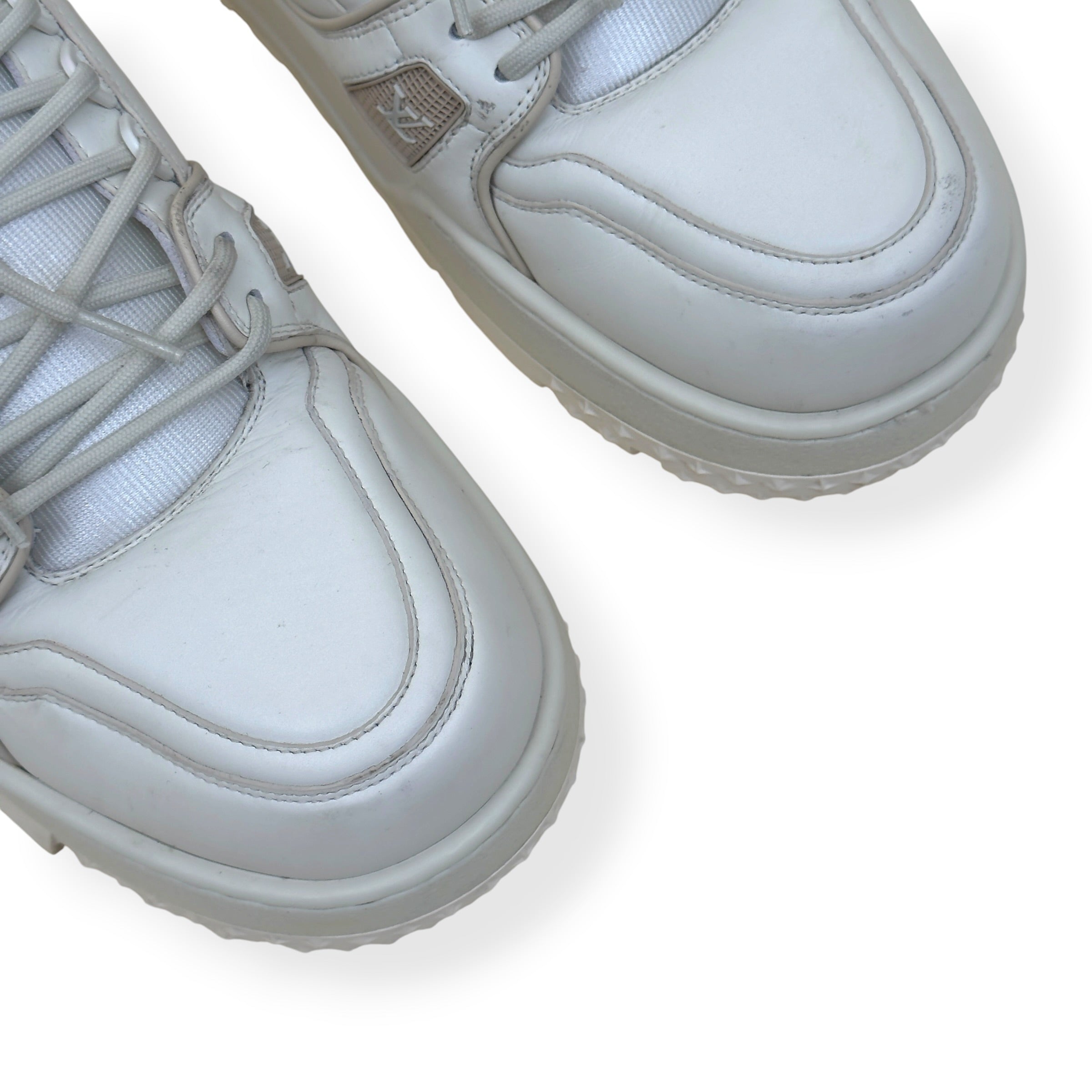 LOUIS VUITTON LV MAXI TRAINER WHITE UK9.5
