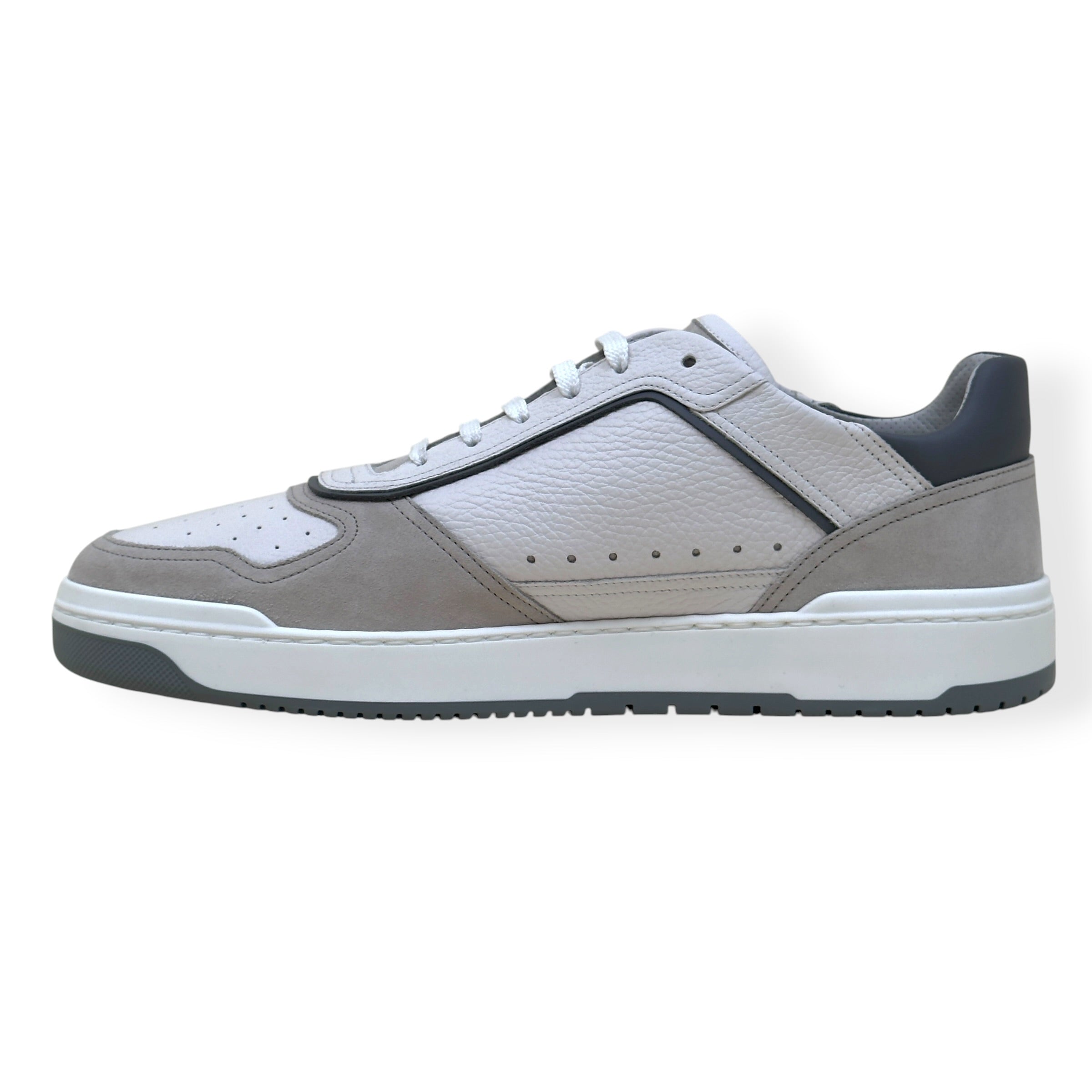 BRUNELLO CUCINELLI LOGO-PATCH LEATHER SNEAKER GREY 46 / UK12