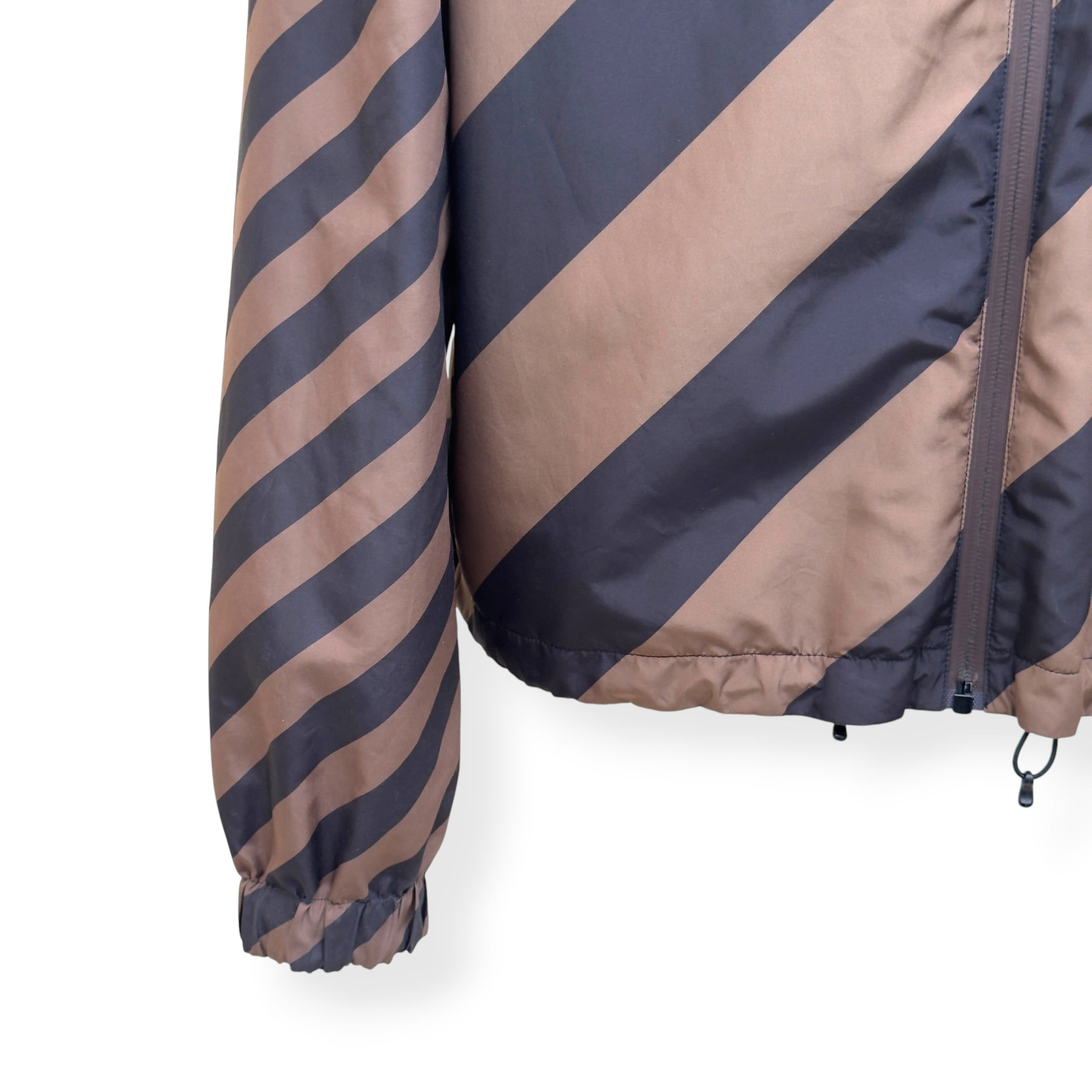FENDI REVERSIBLE LOGO-PRINT SHELL WINDBREAKER JACKET BROWN 50 / M