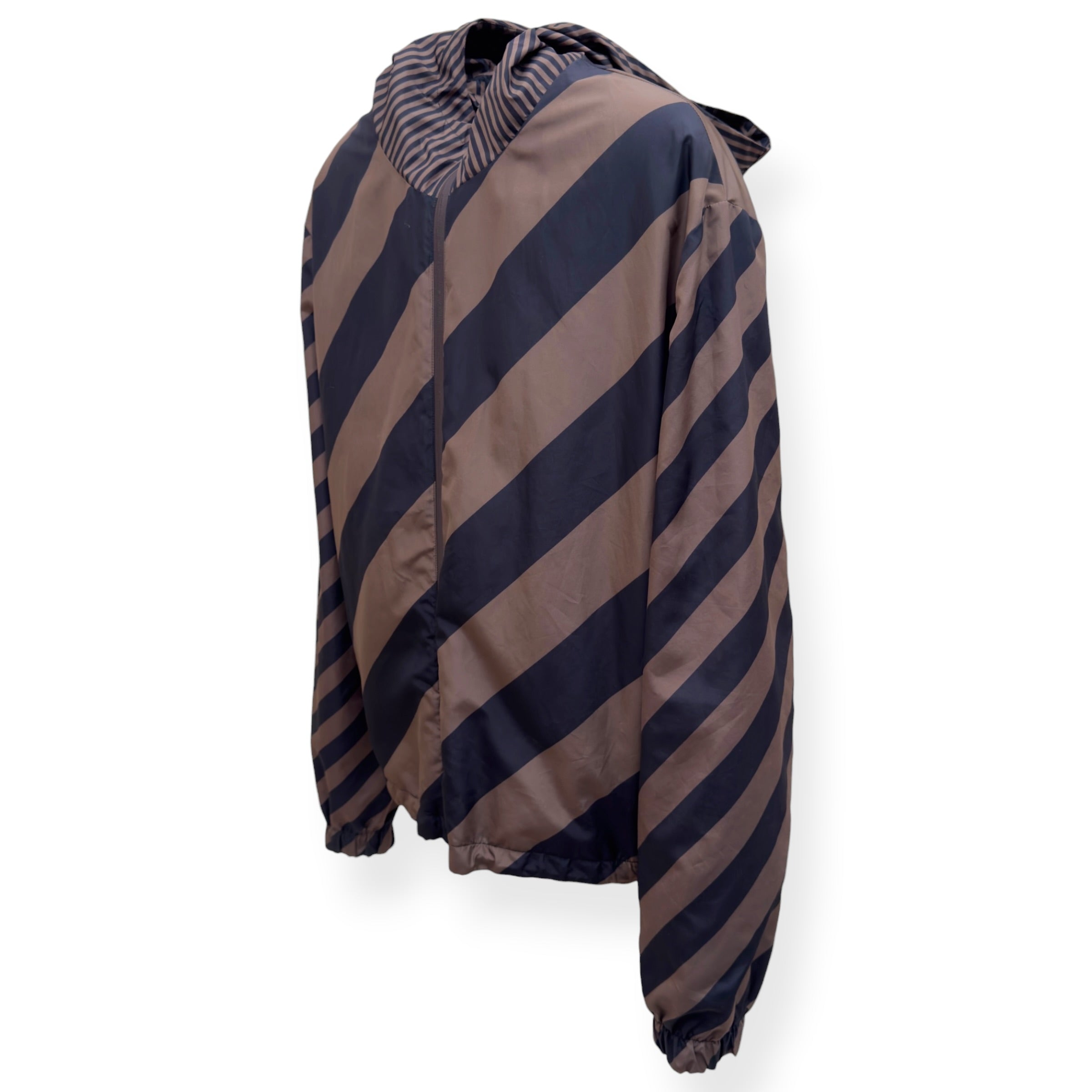 FENDI REVERSIBLE LOGO-PRINT SHELL WINDBREAKER JACKET BROWN 50 / M