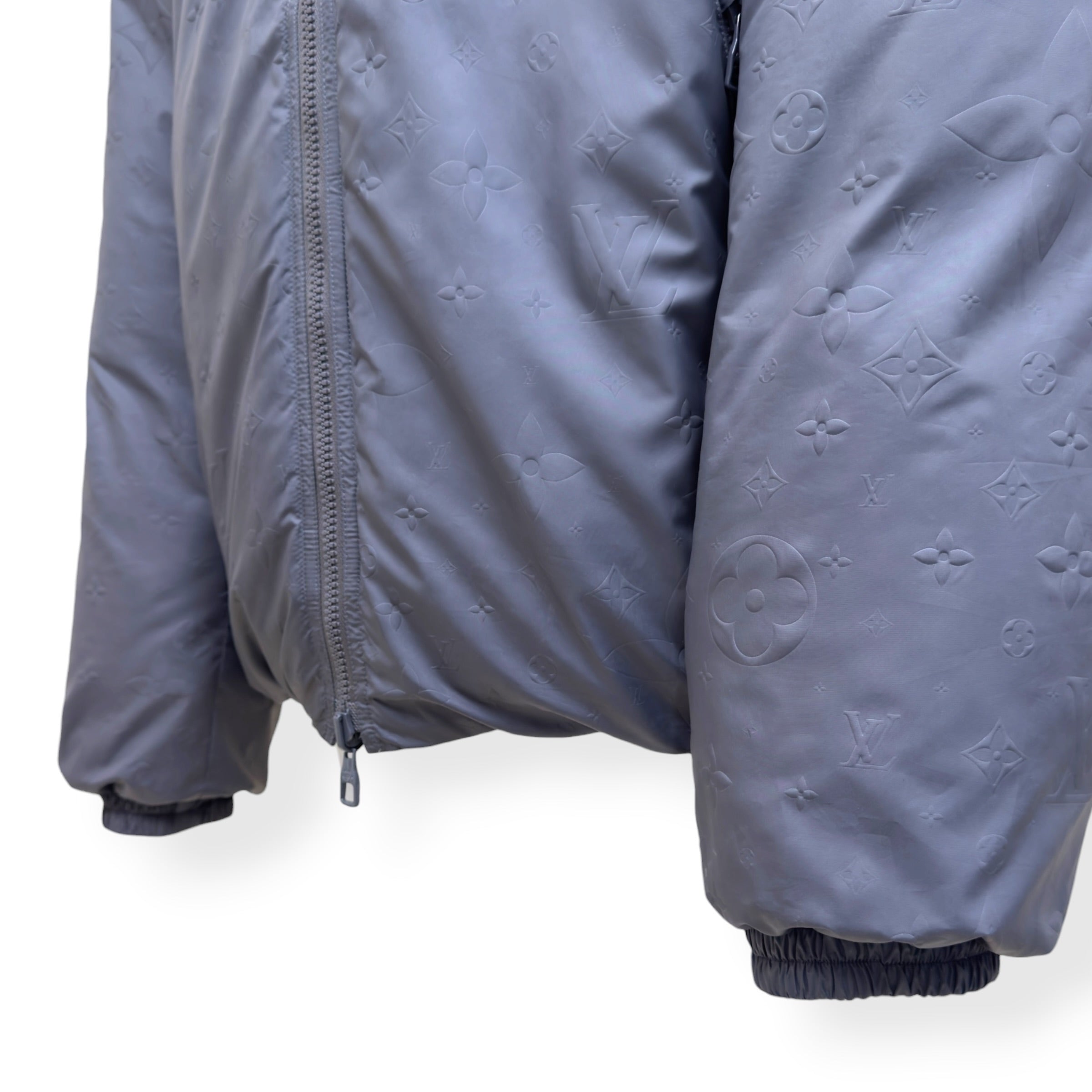 LOUIS VUITTON REVERSIBLE MONOGRAM DOWN BLOUSON LIGHT GREY SIZE 54 / XL