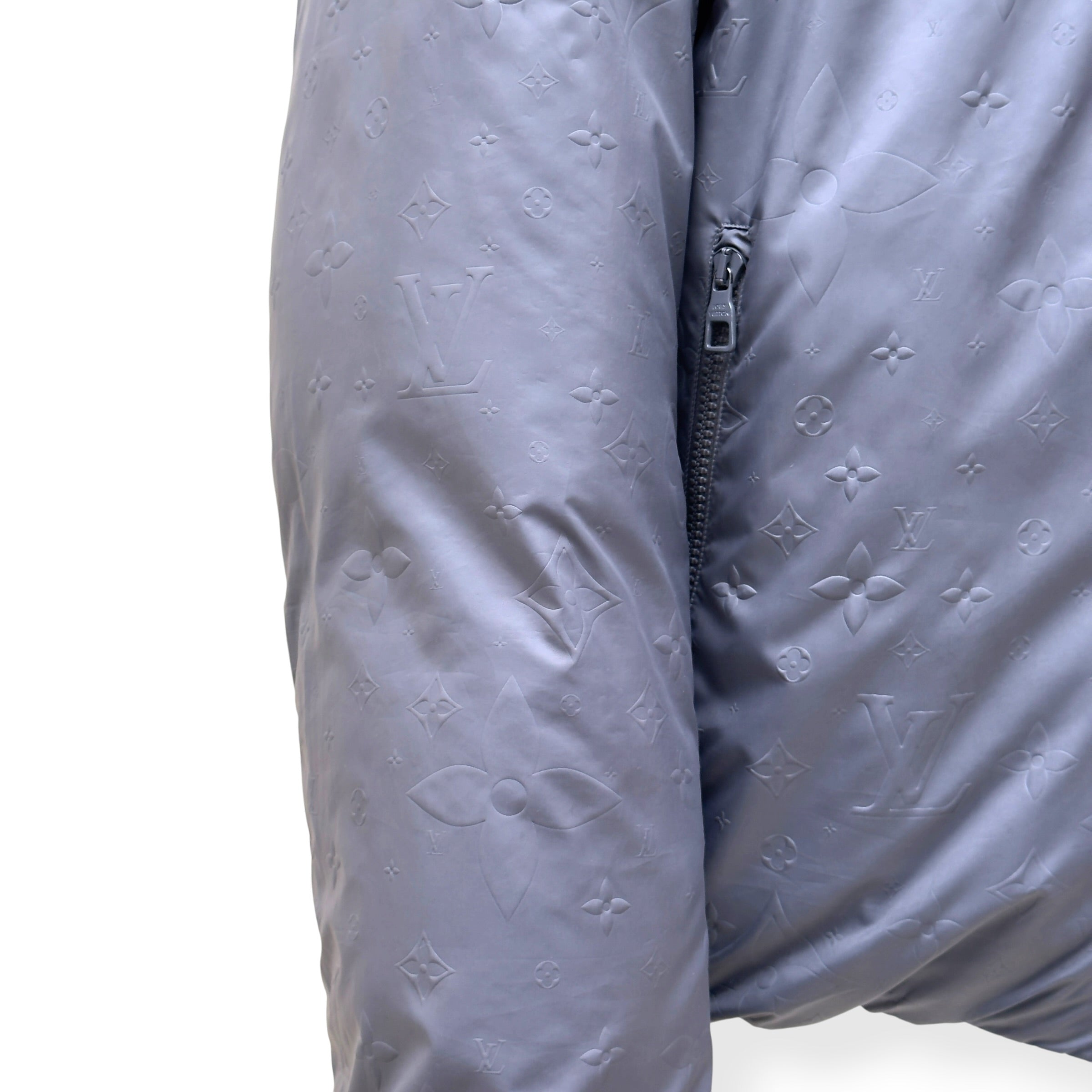 LOUIS VUITTON REVERSIBLE MONOGRAM DOWN BLOUSON LIGHT GREY SIZE 54 / XL