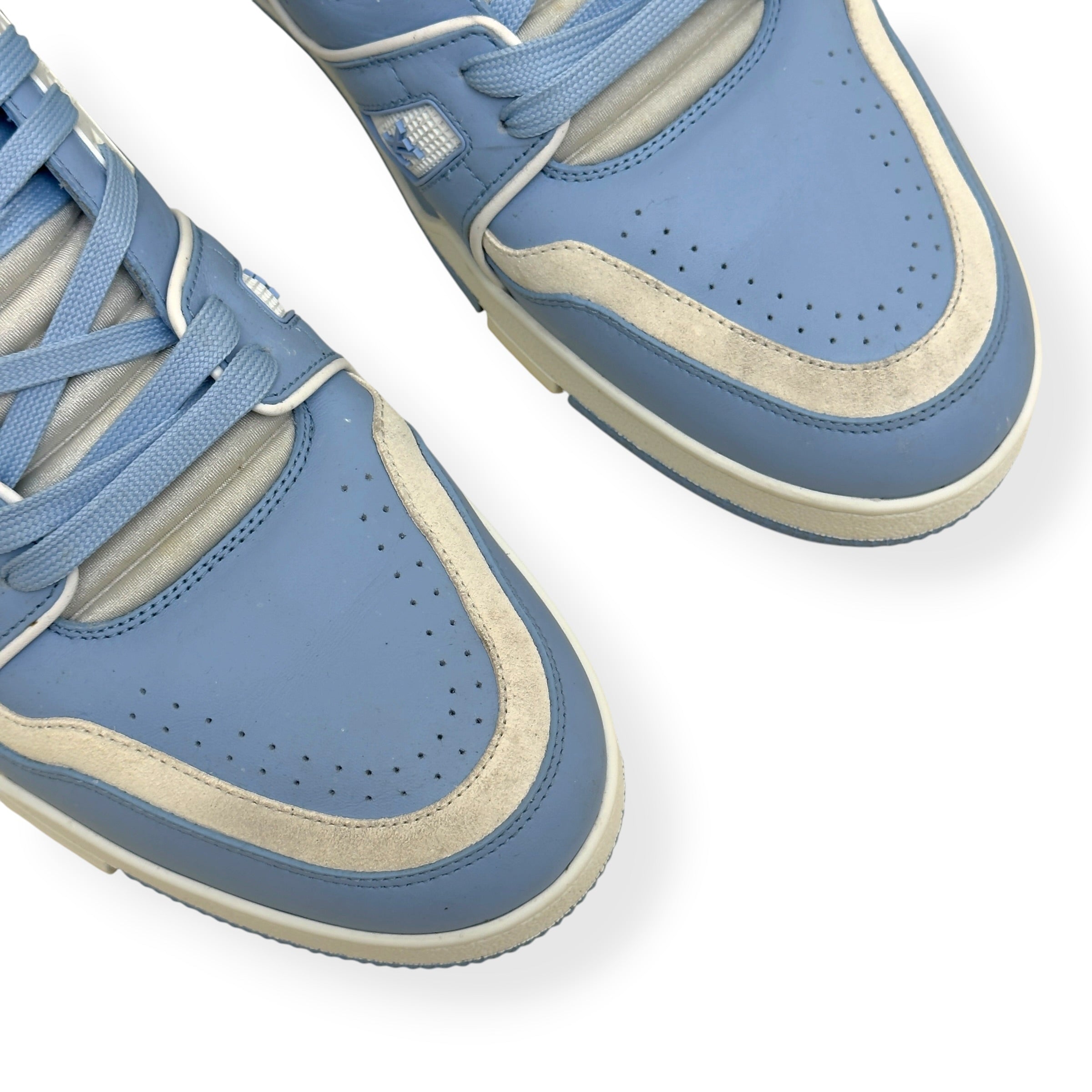 LOUIS VUITTON LV TRAINER SNEAKER BABY BLUE / WHITE UK10