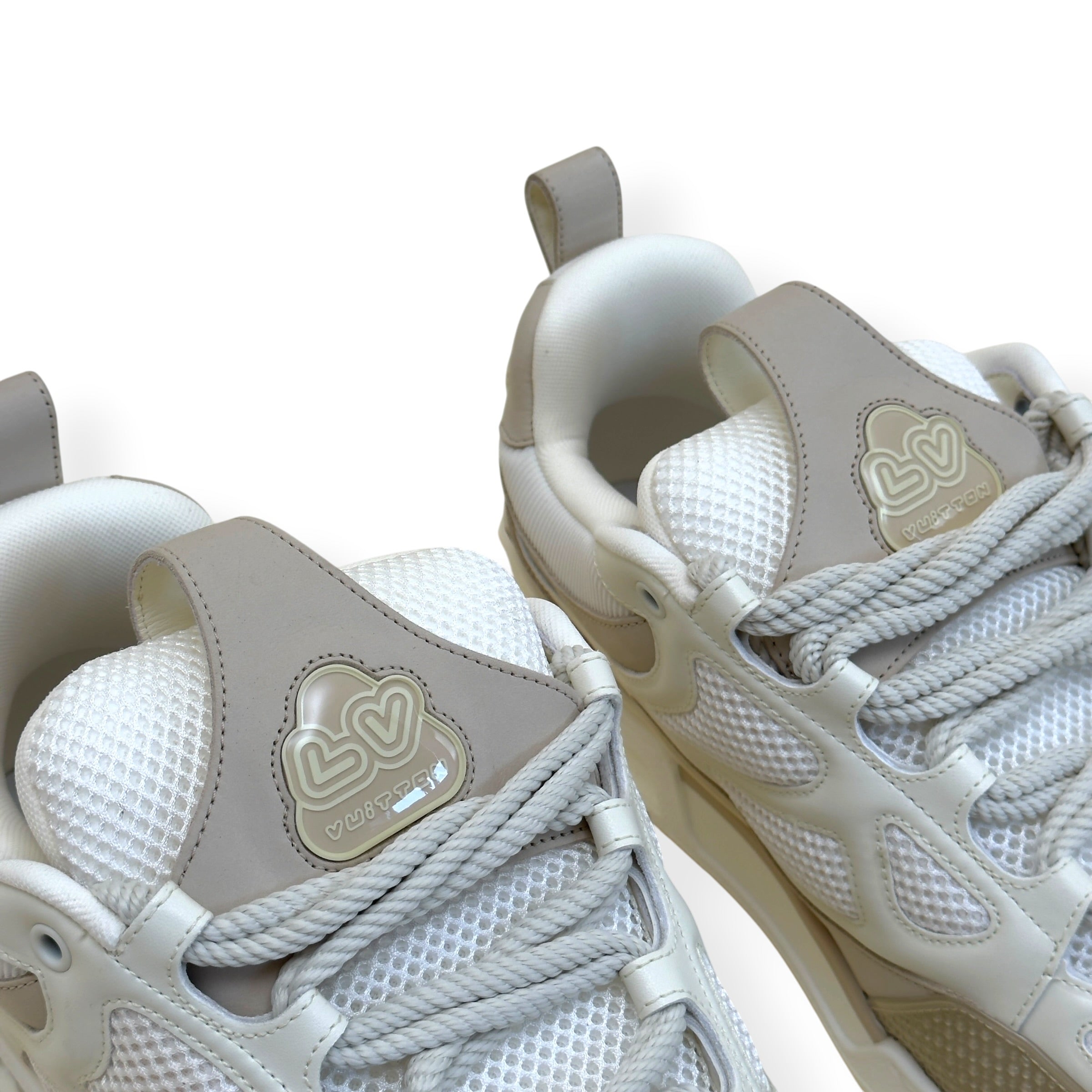 LOUIS VUITTON LV SKATE SNEAKER LUXURY BEIGE UK9