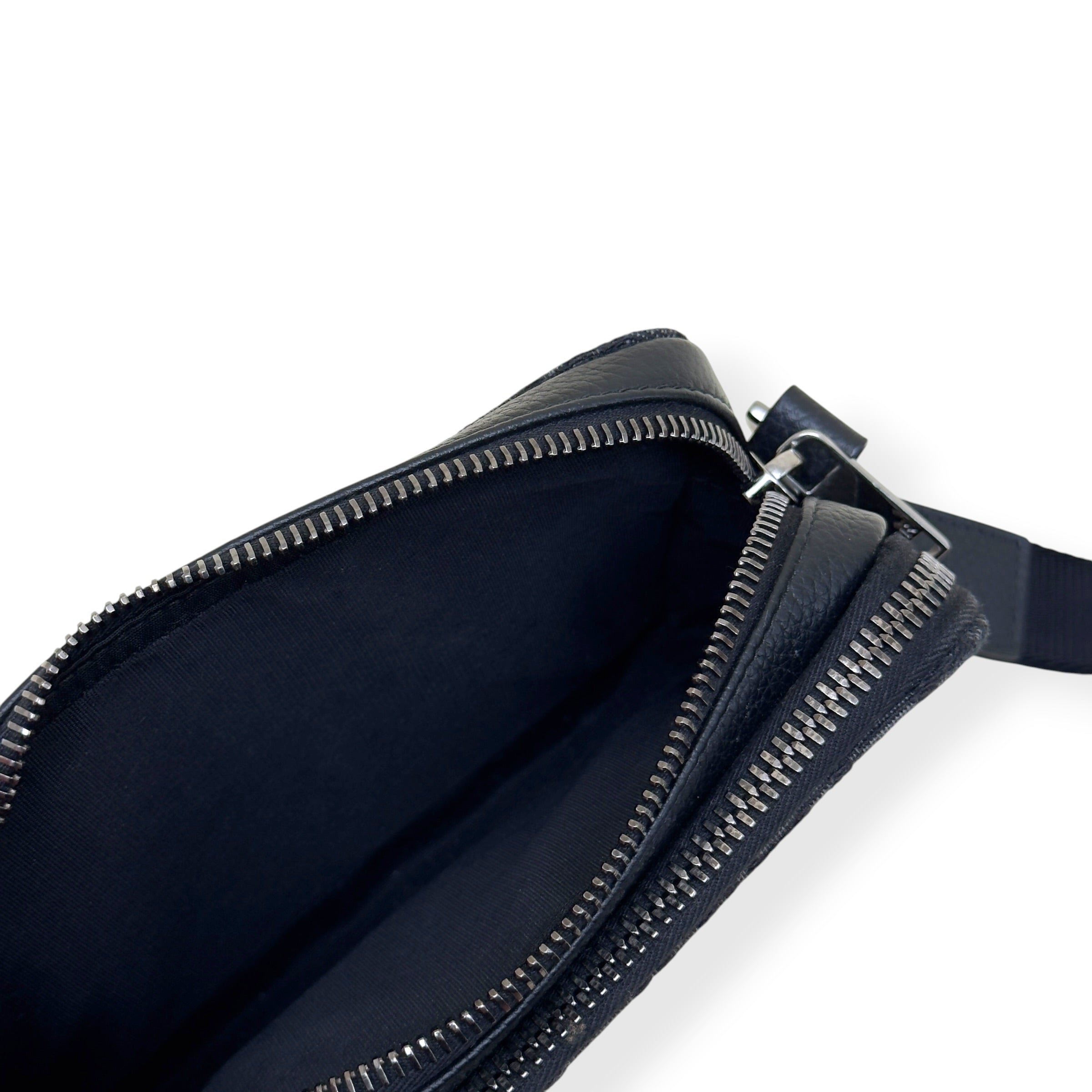 DIOR OBLIQUE JACQUARD ZIPPED POUCH WITH STRAP BLACK S