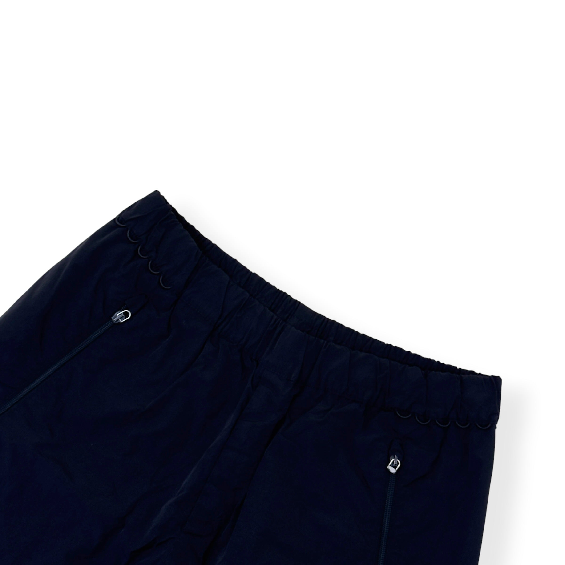 LOUIS VUITTON 2054 NYLON SWIM SHORTS BLACK / SILVER 44 / M