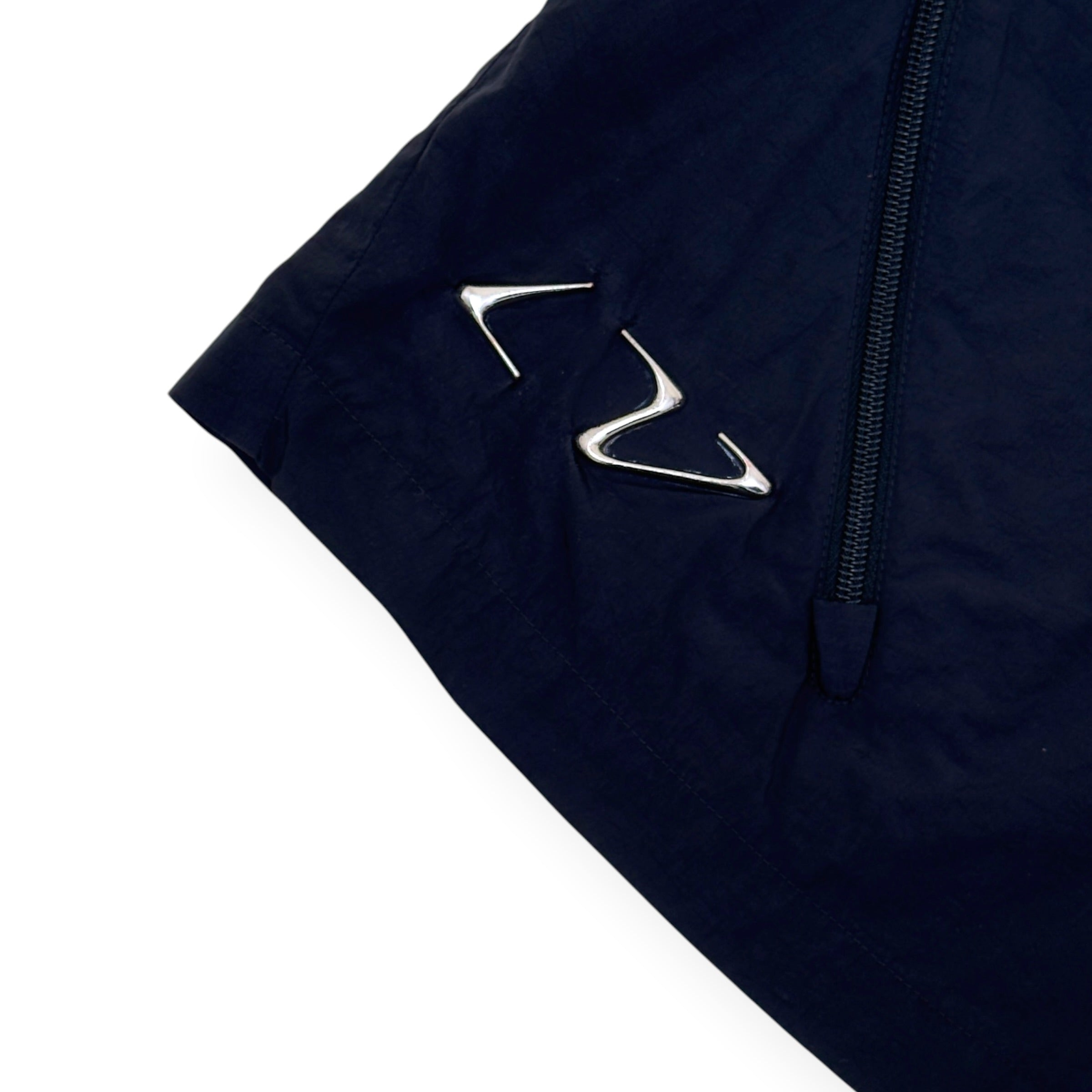 LOUIS VUITTON 2054 NYLON SWIM SHORTS BLACK / SILVER 44 / M