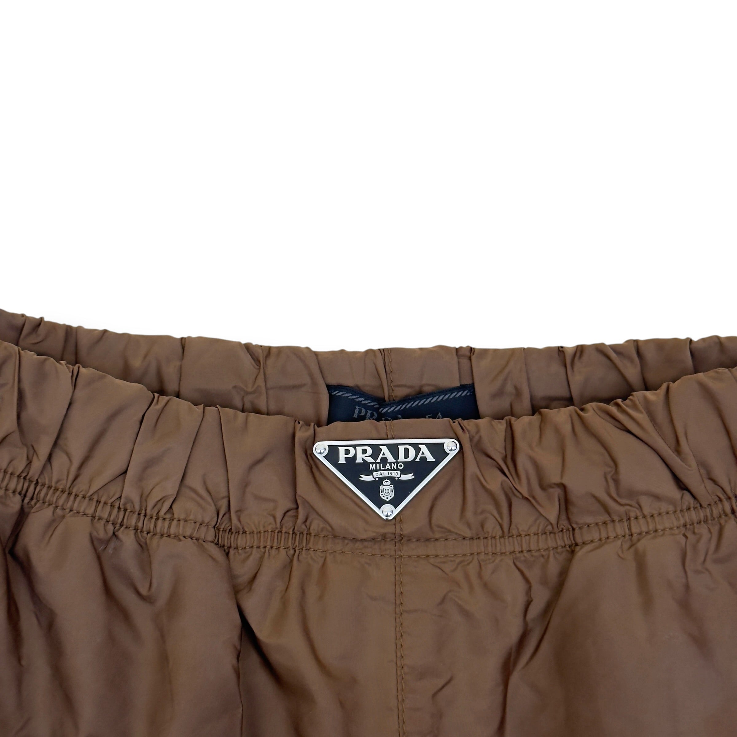 PRADA RE-NYLON LOGO PLAQUE SWIM SHORTS BROWN 54 / L